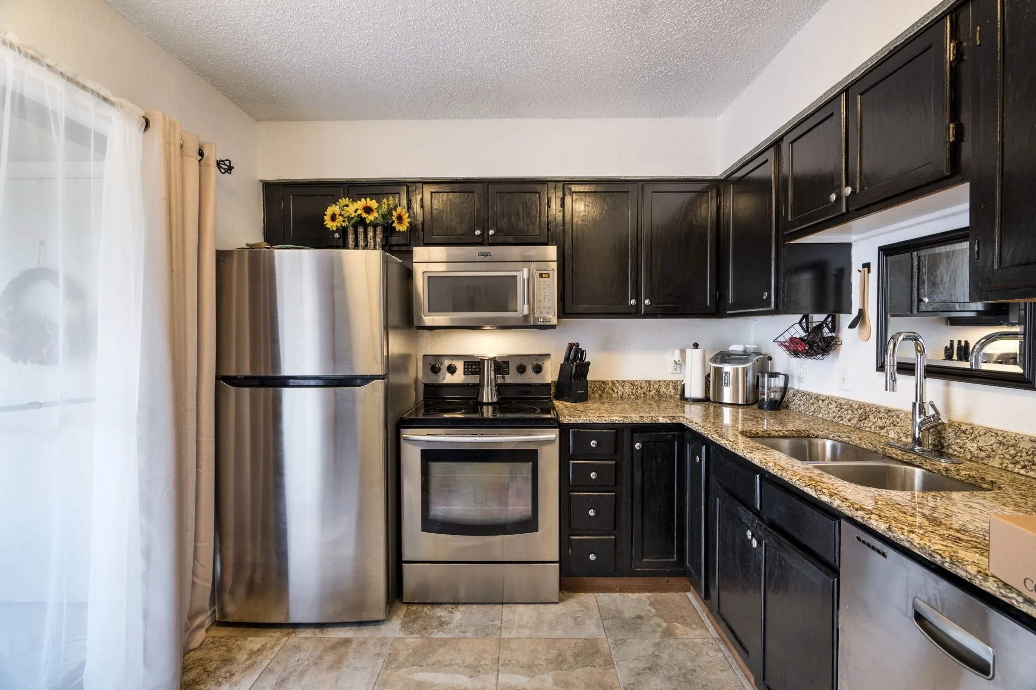 Condominium For Sale in Collin County , 4748 Old Bent Tree Lane 802, Dallas, Texas 75287, 1 Bedroom, 1 Bathroom, 1 Garage spaces, 537 Sqft, built in 1985, mls#21371317, Real Estate Agent in Dallas, Homes For Sale in Collin county, Homes For Sale in Dallas, Realtor in Dallas Texas, Real Estate Brokerage Independent Realty Texas, Luminita Cordes Realtor