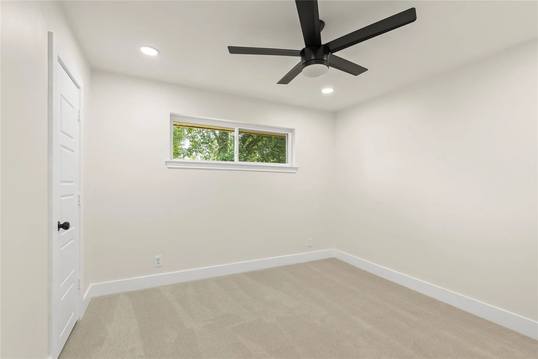 Single Family Residence For Rent in Collin County , 2705 Chadwick Drive, Plano, Texas 75075, 4 Bedroom, 3 Bathroom, 2 Garage spaces, 1,807 Sqft, built in 1972, mls#21381968, Real Estate Agent in Plano, Homes For Rent in Collin county, Homes For Rent in Plano, Realtor in Plano Texas, Real Estate Brokerage Independent Realty Texas, Luminita Cordes Realtor