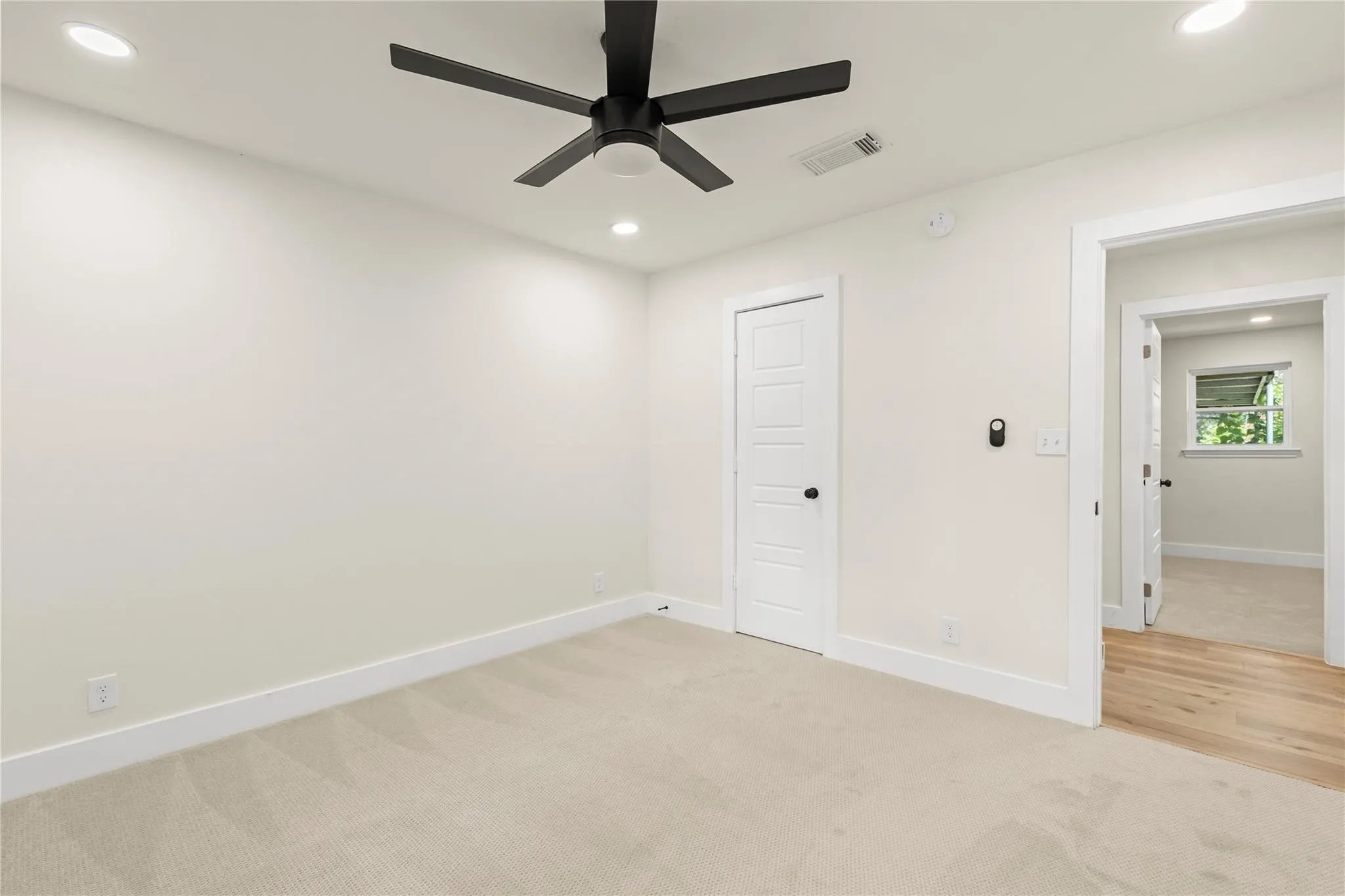Single Family Residence For Rent in Collin County , 2705 Chadwick Drive, Plano, Texas 75075, 4 Bedroom, 3 Bathroom, 2 Garage spaces, 1,807 Sqft, built in 1972, mls#21381968, Real Estate Agent in Plano, Homes For Rent in Collin county, Homes For Rent in Plano, Realtor in Plano Texas, Real Estate Brokerage Independent Realty Texas, Luminita Cordes Realtor