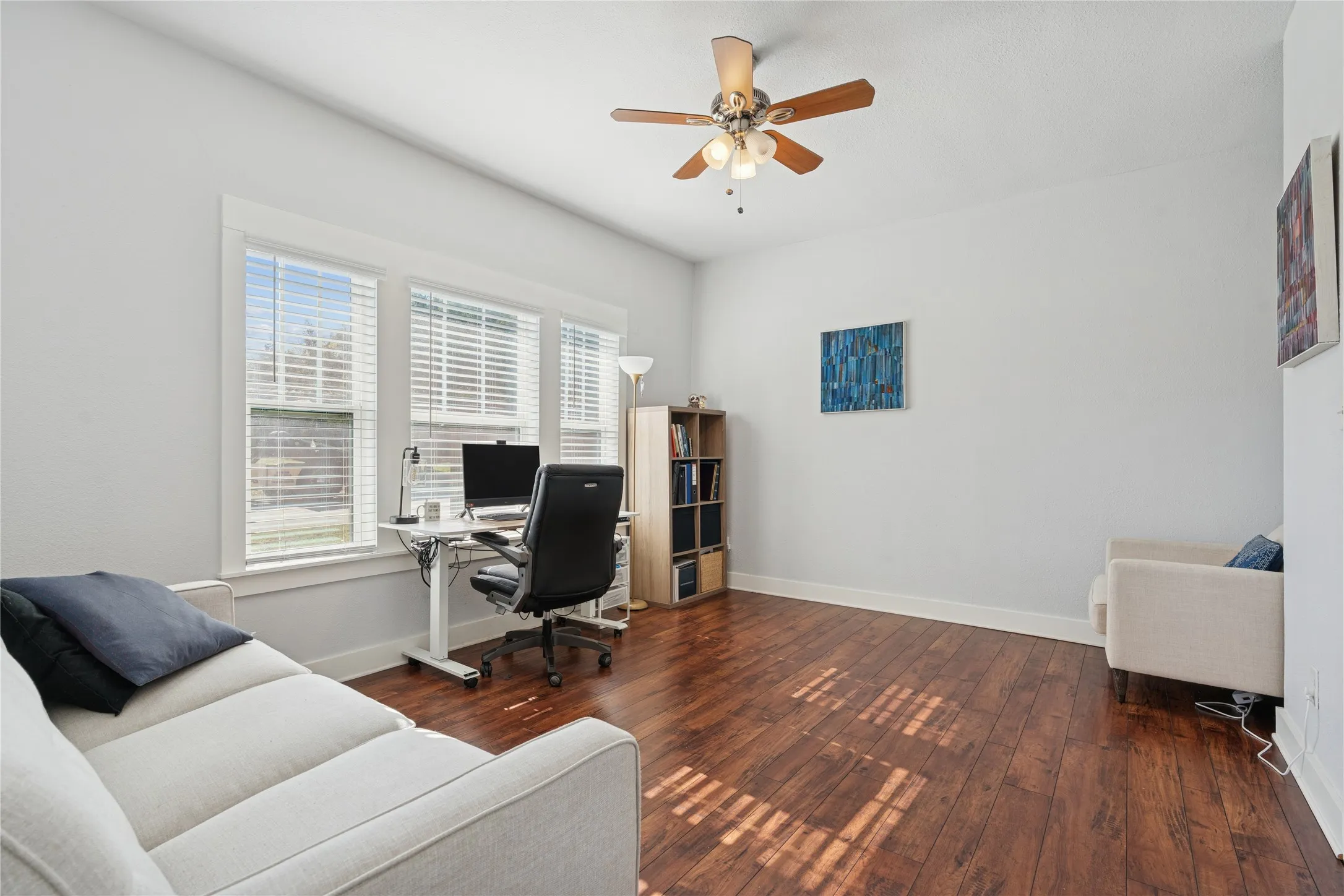 Single Family Residence For Rent in Tarrant County , 2844 S Adams Street, Fort Worth, Texas 76110, 3 Bedroom, 2 Bathroom, 2 Garage spaces, 1,885 Sqft, built in 1921, mls#21381972, Real Estate Agent in Fort Worth, Homes For Rent in Tarrant county, Homes For Rent in Fort Worth, Realtor in Fort Worth Texas, Real Estate Brokerage Independent Realty Texas, Luminita Cordes Realtor