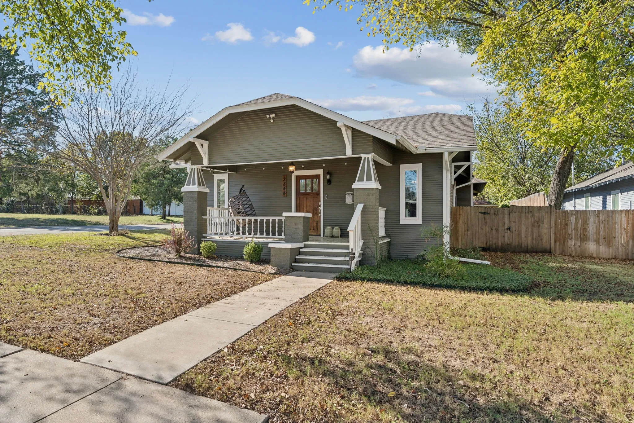 Single Family Residence For Rent in Tarrant County , 2844 S Adams Street, Fort Worth, Texas 76110, 3 Bedroom, 2 Bathroom, 2 Garage spaces, 1,885 Sqft, built in 1921, mls#21381972, Real Estate Agent in Fort Worth, Homes For Rent in Tarrant county, Homes For Rent in Fort Worth, Realtor in Fort Worth Texas, Real Estate Brokerage Independent Realty Texas, Luminita Cordes Realtor