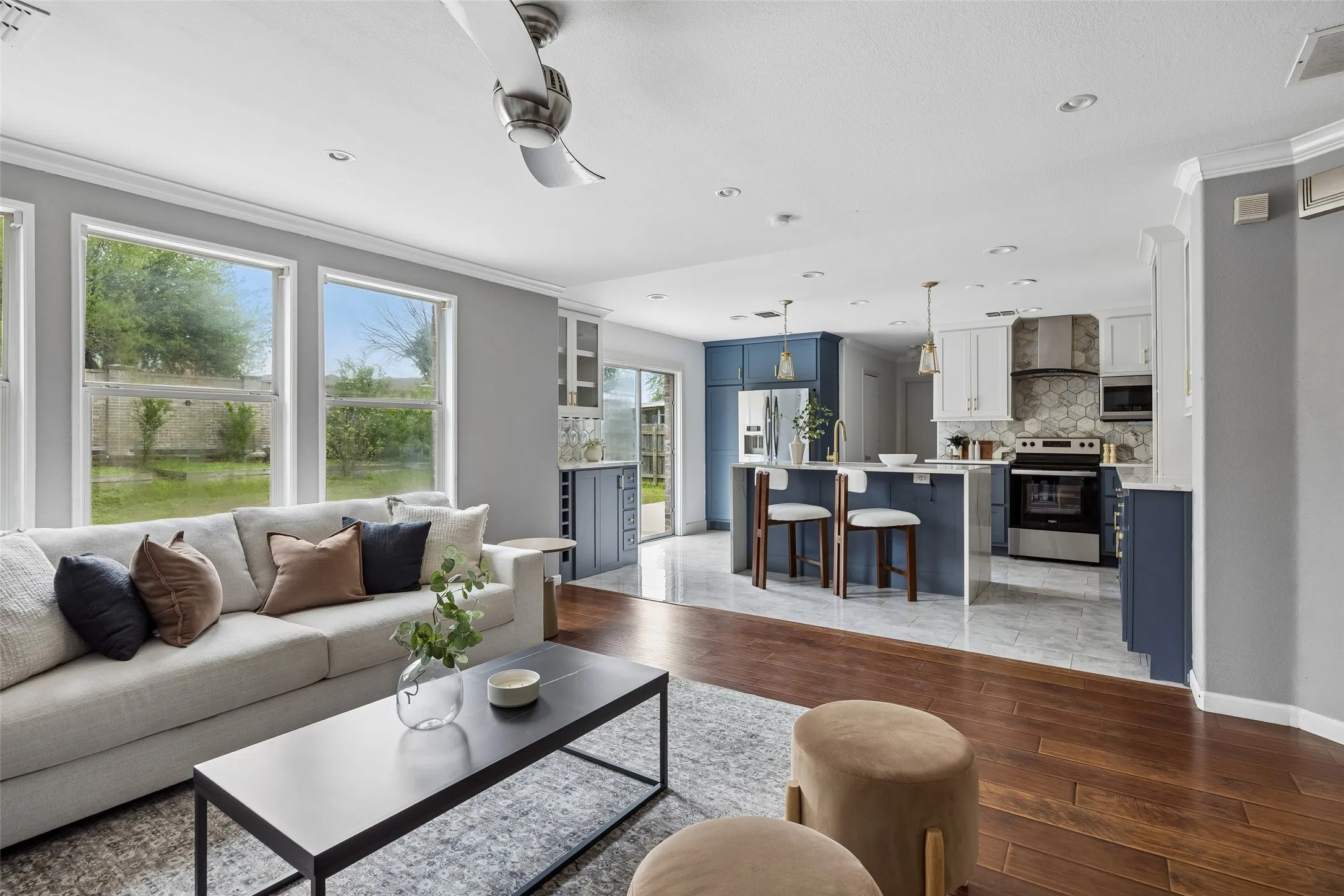 Single Family Residence For Rent in Collin County , 320 Mesa Verde Way, Wylie, Texas 75098, 4 Bedroom, 3 Bathroom, 2 Garage spaces, 2,603 Sqft, built in 2005, mls#21381962, Real Estate Agent in Wylie, Homes For Rent in Collin county, Homes For Rent in Wylie, Realtor in Wylie Texas, Real Estate Brokerage Independent Realty Texas, Luminita Cordes Realtor