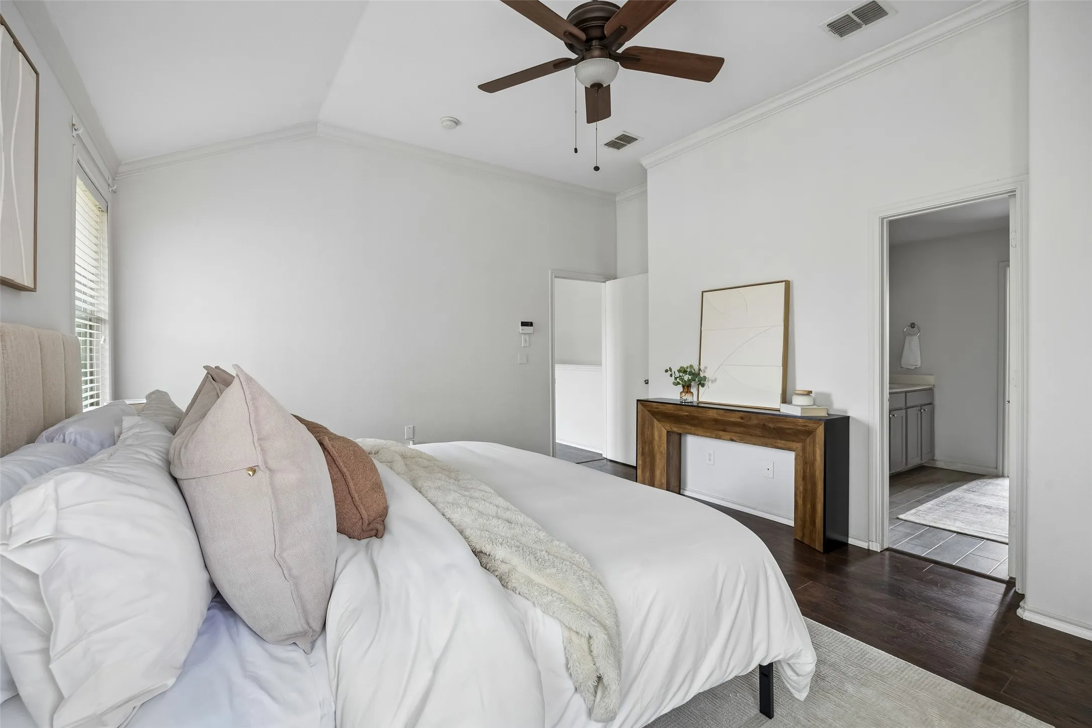 Single Family Residence For Rent in Collin County , 320 Mesa Verde Way, Wylie, Texas 75098, 4 Bedroom, 3 Bathroom, 2 Garage spaces, 2,603 Sqft, built in 2005, mls#21381962, Real Estate Agent in Wylie, Homes For Rent in Collin county, Homes For Rent in Wylie, Realtor in Wylie Texas, Real Estate Brokerage Independent Realty Texas, Luminita Cordes Realtor