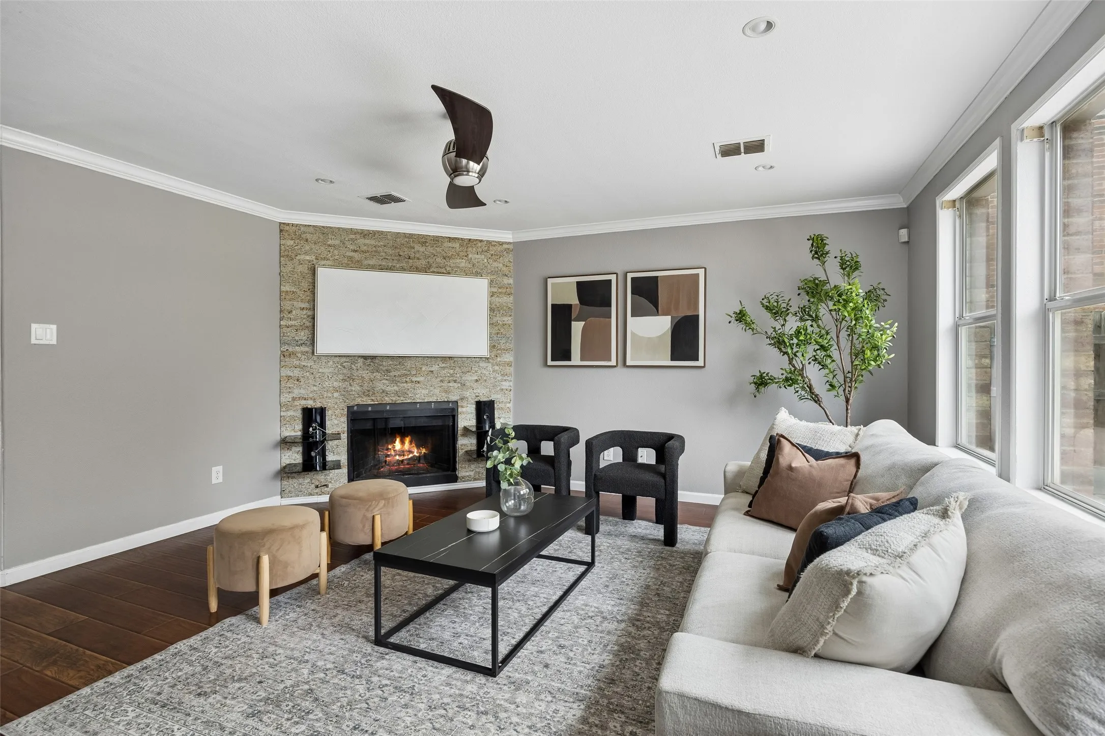 Single Family Residence For Rent in Collin County , 320 Mesa Verde Way, Wylie, Texas 75098, 4 Bedroom, 3 Bathroom, 2 Garage spaces, 2,603 Sqft, built in 2005, mls#21381962, Real Estate Agent in Wylie, Homes For Rent in Collin county, Homes For Rent in Wylie, Realtor in Wylie Texas, Real Estate Brokerage Independent Realty Texas, Luminita Cordes Realtor