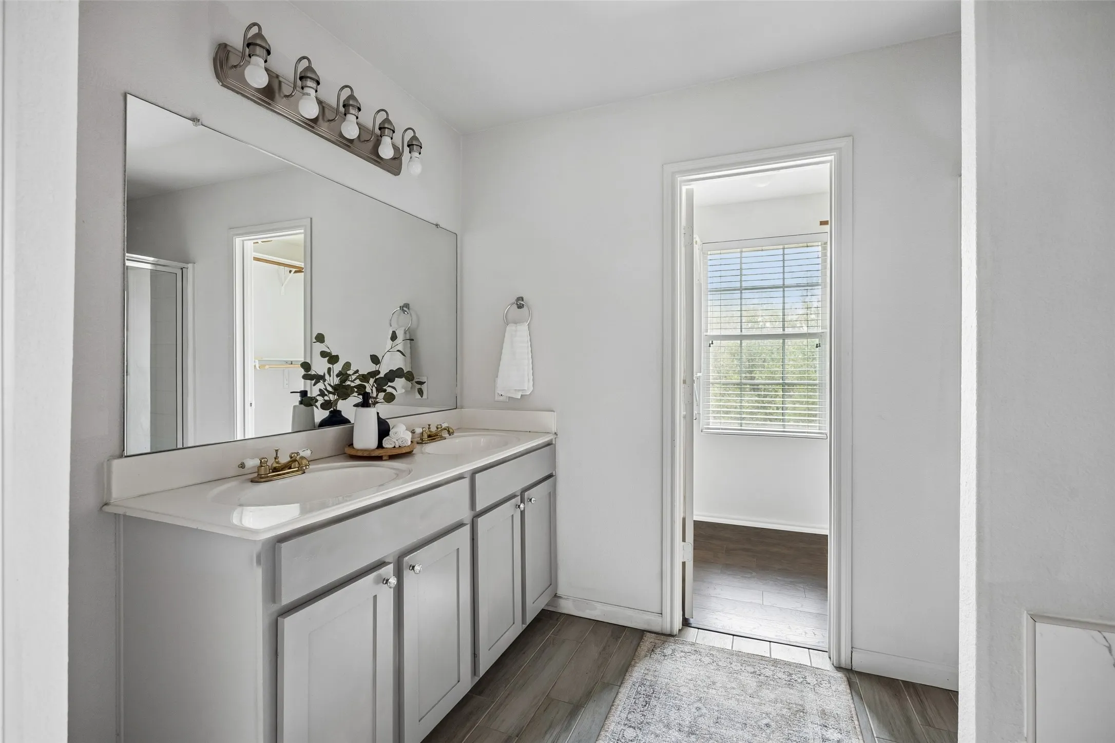 Single Family Residence For Rent in Collin County , 320 Mesa Verde Way, Wylie, Texas 75098, 4 Bedroom, 3 Bathroom, 2 Garage spaces, 2,603 Sqft, built in 2005, mls#21381962, Real Estate Agent in Wylie, Homes For Rent in Collin county, Homes For Rent in Wylie, Realtor in Wylie Texas, Real Estate Brokerage Independent Realty Texas, Luminita Cordes Realtor