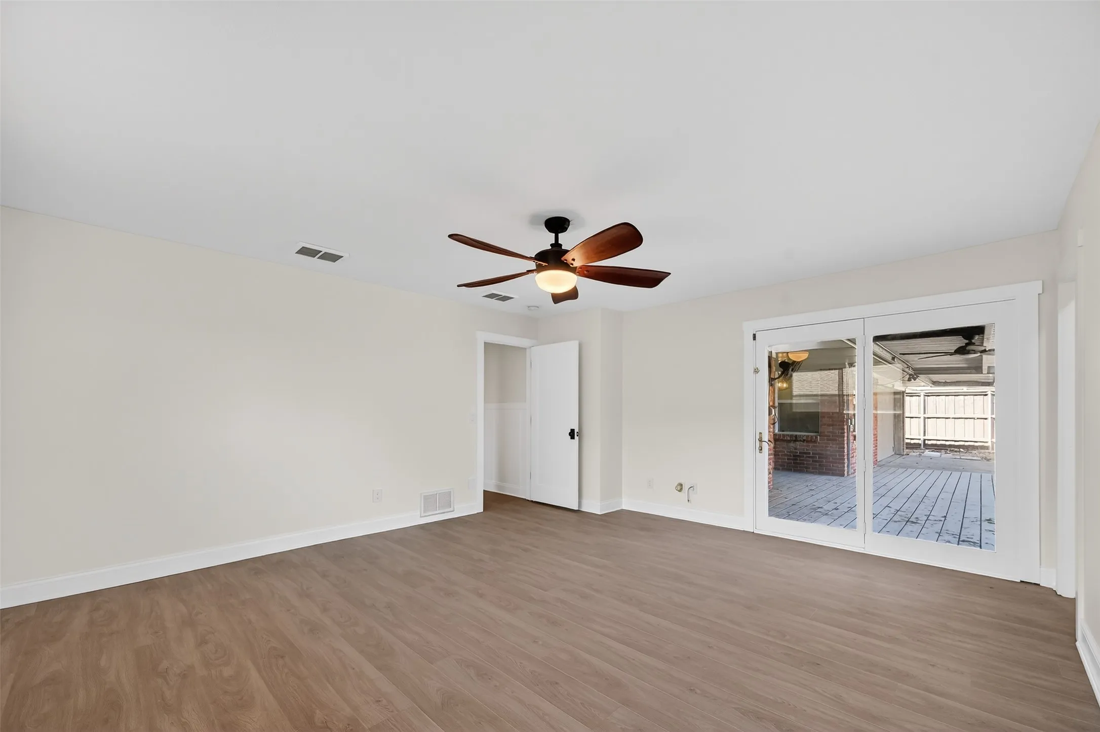 Single Family Residence For Sale in Collin County , 2321 Merrimac Drive, Plano, Texas 75075, 4 Bedroom, 3 Bathroom, 2 Garage spaces, 2,402 Sqft, built in 1973, mls#21381802, Real Estate Agent in Plano, Homes For Sale in Collin county, Homes For Sale in Plano, Realtor in Plano Texas, Real Estate Brokerage Independent Realty Texas, Luminita Cordes Realtor