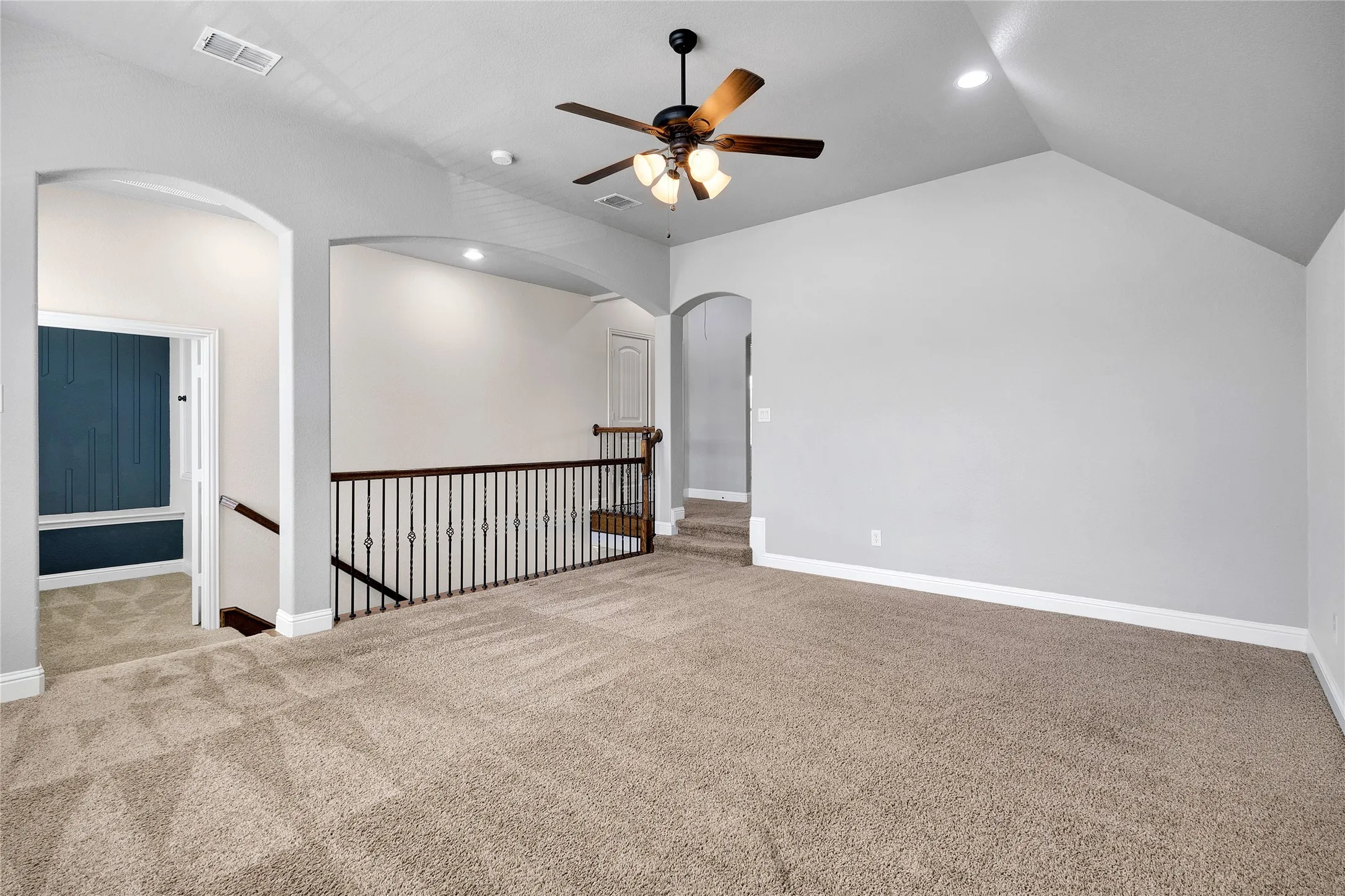Single Family Residence For Sale in Collin County , 2102 Fair Parke Lane, Wylie, Texas 75098, 3 Bedroom, 3 Bathroom, 2 Garage spaces, 2,881 Sqft, built in 2012, mls#21381989, Real Estate Agent in Wylie, Homes For Sale in Collin county, Homes For Sale in Wylie, Realtor in Wylie Texas, Real Estate Brokerage Independent Realty Texas, Luminita Cordes Realtor