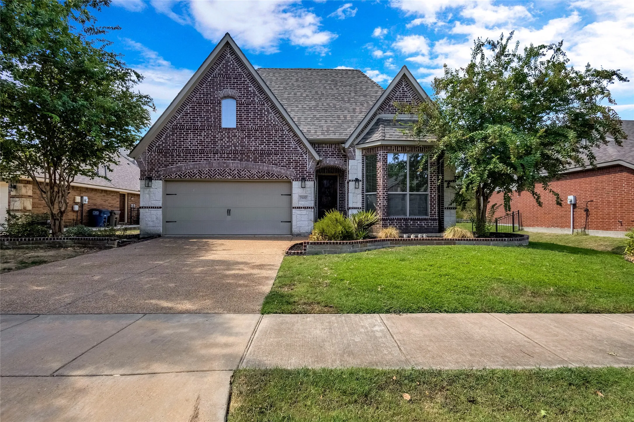 Single Family Residence For Sale in Collin County , 2102 Fair Parke Lane, Wylie, Texas 75098, 3 Bedroom, 3 Bathroom, 2 Garage spaces, 2,881 Sqft, built in 2012, mls#21381989, Real Estate Agent in Wylie, Homes For Sale in Collin county, Homes For Sale in Wylie, Realtor in Wylie Texas, Real Estate Brokerage Independent Realty Texas, Luminita Cordes Realtor