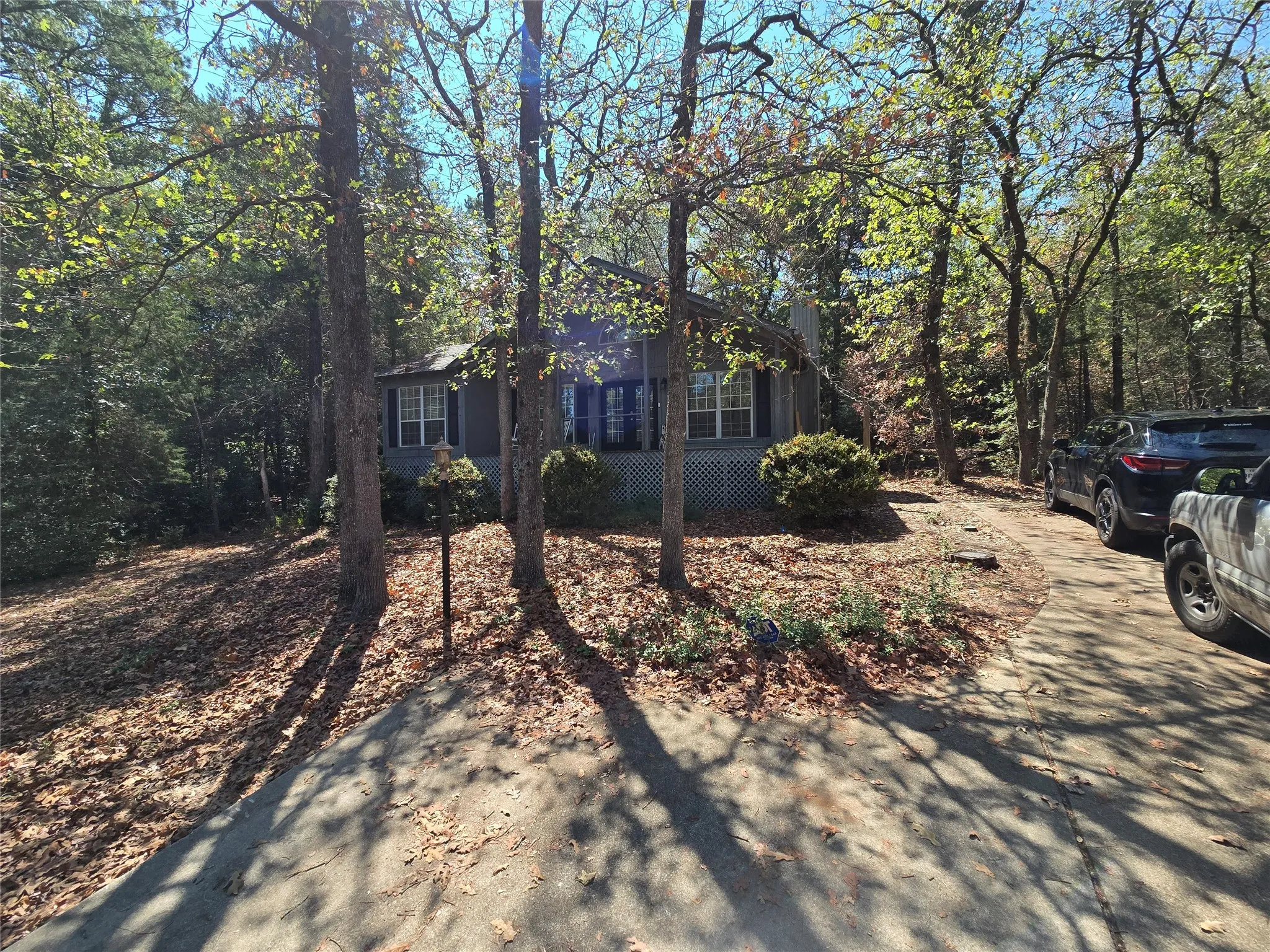 Single Family Residence For Sale in Wood County , 162 Cypress Cove, Holly Lake Ranch, Texas 75765, 2 Bedroom, 2 Bathroom, Garage spaces, 1,326 Sqft, built in 2001, mls#21381385, Real Estate Agent in Holly Lake Ranch, Homes For Sale in Wood county, Homes For Sale in Holly Lake Ranch, Realtor in Holly Lake Ranch Texas, Real Estate Brokerage Independent Realty Texas, Luminita Cordes Realtor