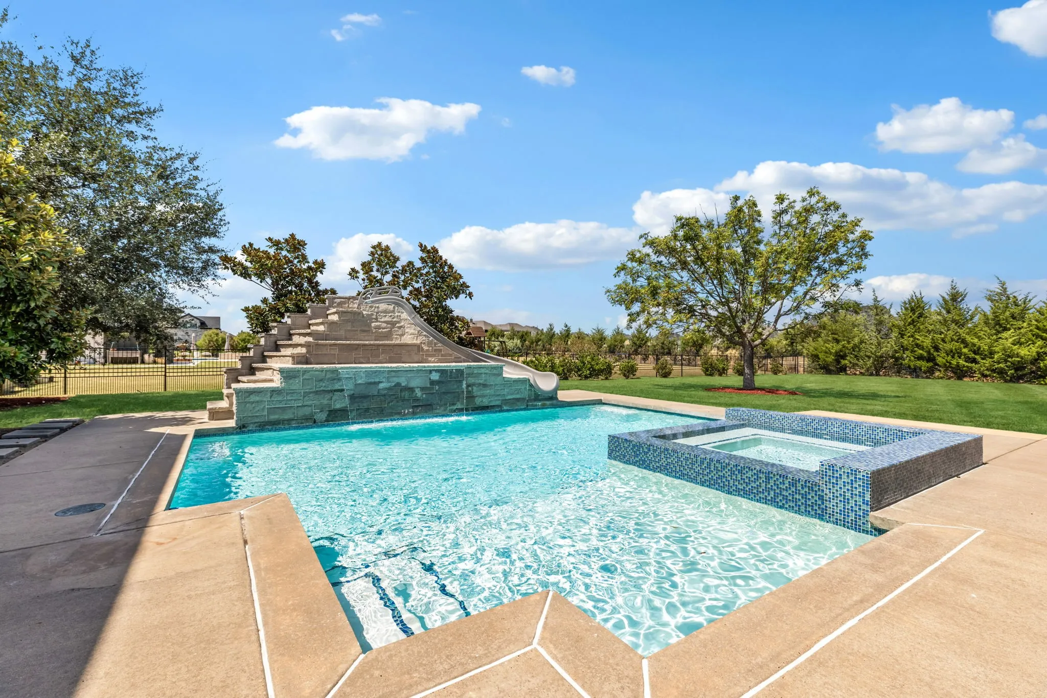 Single Family Residence For Sale in Collin County , 5204 Westfield Drive, Parker, Texas 75002, 6 Bedroom, 9 Bathroom, 4 Garage spaces, 6,660 Sqft, built in 2016, mls#21378049, Real Estate Agent in Parker, Homes For Sale in Collin county, Homes For Sale in Parker, Realtor in Parker Texas, Real Estate Brokerage Independent Realty Texas, Luminita Cordes Realtor