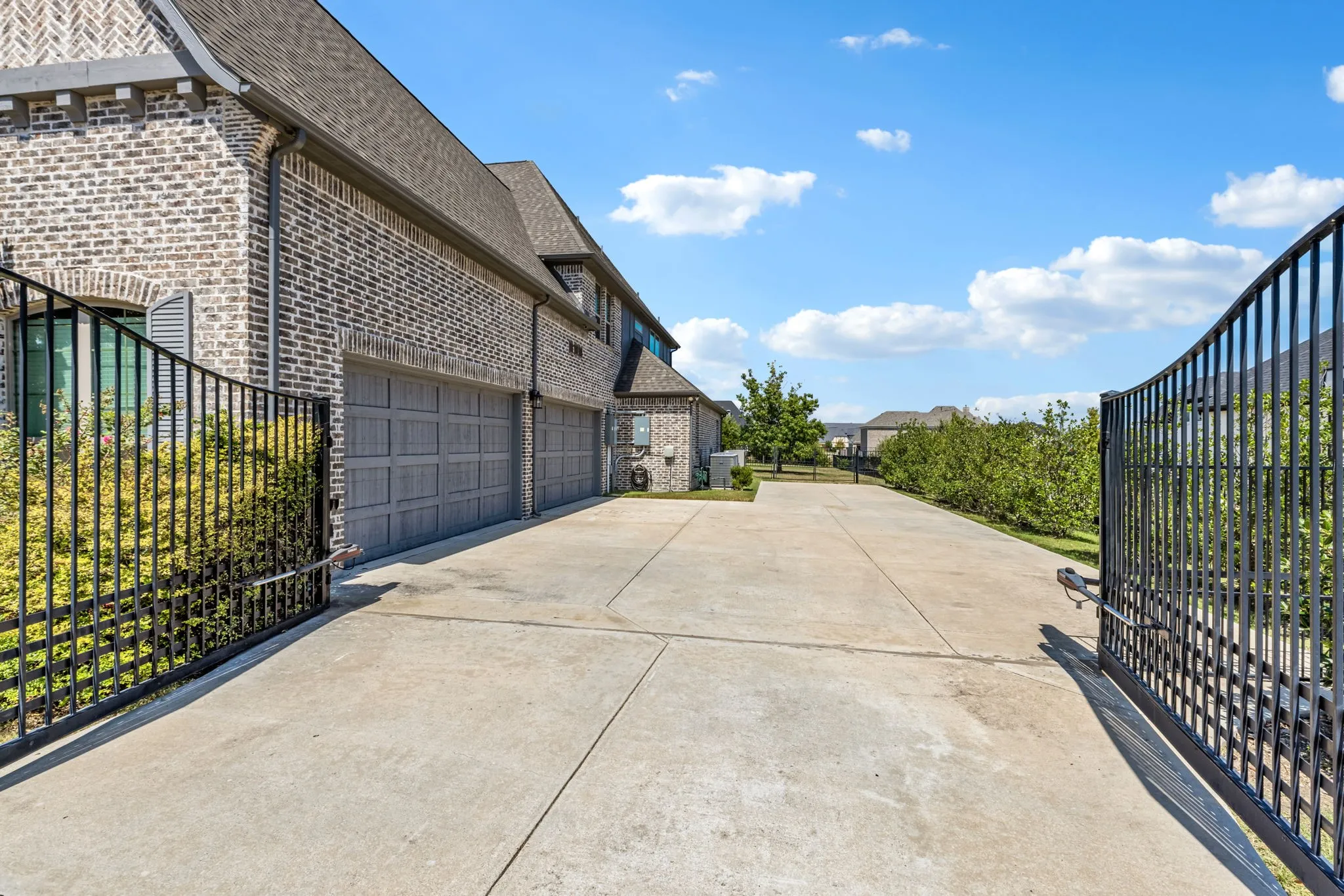 Single Family Residence For Sale in Collin County , 5204 Westfield Drive, Parker, Texas 75002, 6 Bedroom, 9 Bathroom, 4 Garage spaces, 6,660 Sqft, built in 2016, mls#21378049, Real Estate Agent in Parker, Homes For Sale in Collin county, Homes For Sale in Parker, Realtor in Parker Texas, Real Estate Brokerage Independent Realty Texas, Luminita Cordes Realtor