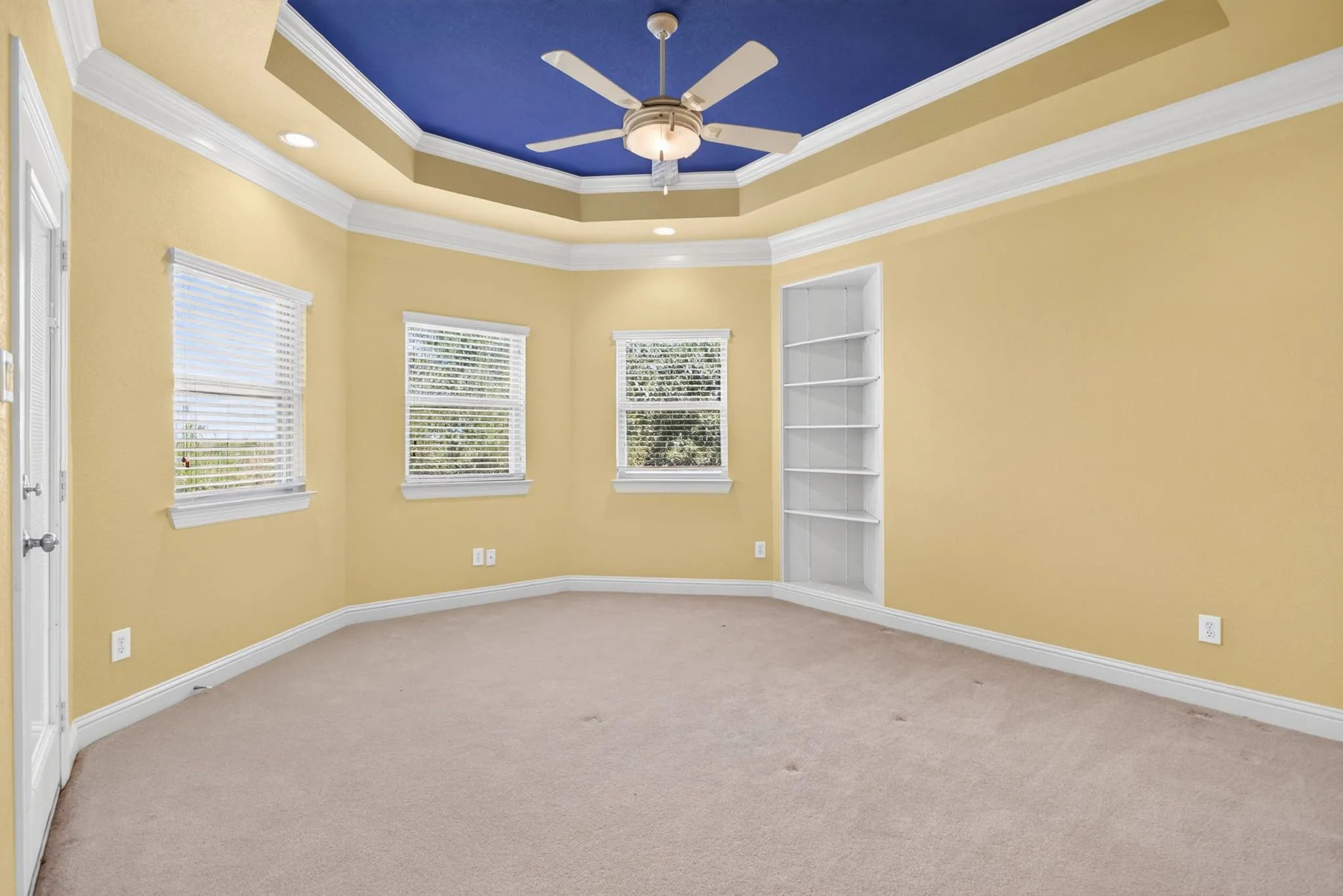 Single Family Residence For Sale in Tarrant County , 544 Waterchase Drive, Fort Worth, Texas 76120, 4 Bedroom, 6 Bathroom, 3 Garage spaces, 4,875 Sqft, built in 2005, mls#21380366, Real Estate Agent in Fort Worth, Homes For Sale in Tarrant county, Homes For Sale in Fort Worth, Realtor in Fort Worth Texas, Real Estate Brokerage Independent Realty Texas, Luminita Cordes Realtor