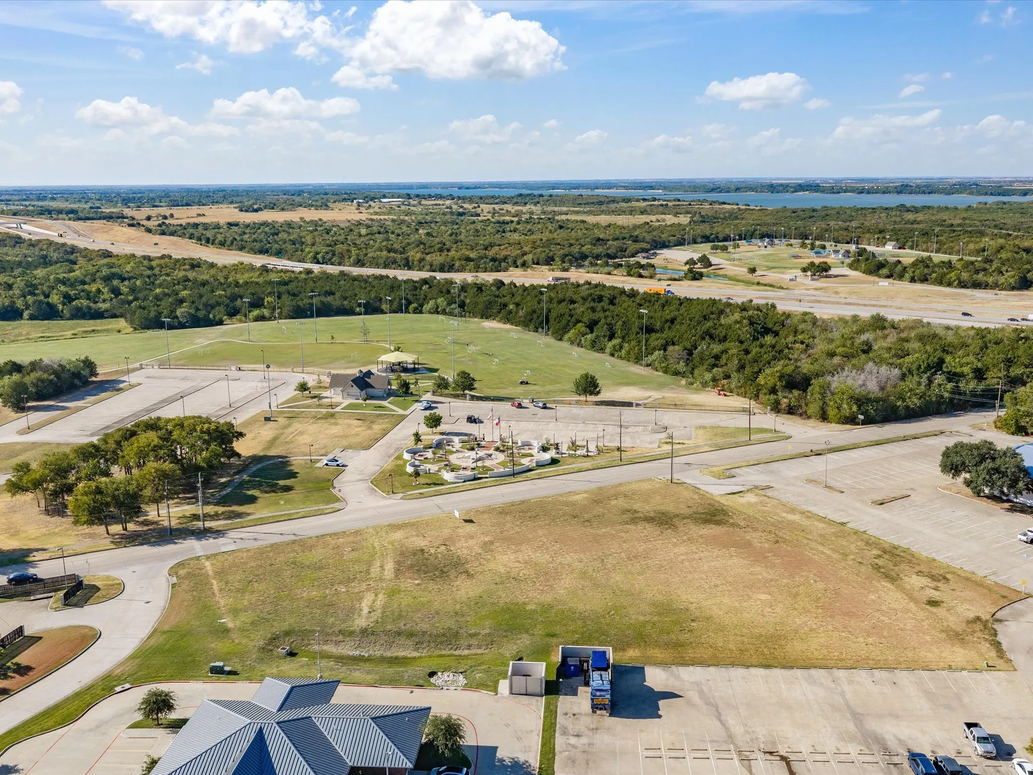 Unimproved Land For Sale in Ellis County , Lot 2R & 3R Ennis Parkway Avenue, Ennis, Texas 75119, 0, 0, Garage spaces, 0 Sqft, built in 0, mls#21382013, Real Estate Agent in Ennis, Homes For Sale in Ellis county, Homes For Sale in Ennis, Realtor in Ennis Texas, Real Estate Brokerage Independent Realty Texas, Luminita Cordes Realtor