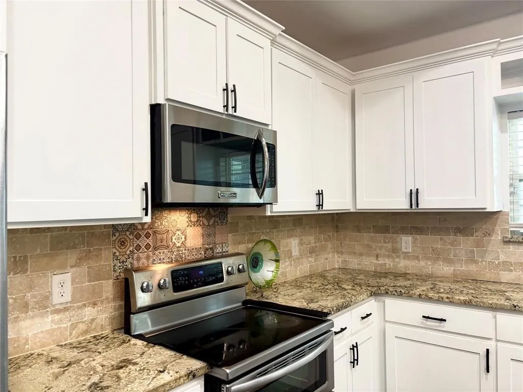 Single Family Residence For Sale in Navarro County , 6049 County Road 1030 B, Rice, Texas 75155, 4 Bedroom, 5 Bathroom, Garage spaces, 3,000 Sqft, built in 2025, mls#21380016, Real Estate Agent in Rice, Homes For Sale in Navarro county, Homes For Sale in Rice, Realtor in Rice Texas, Real Estate Brokerage Independent Realty Texas, Luminita Cordes Realtor