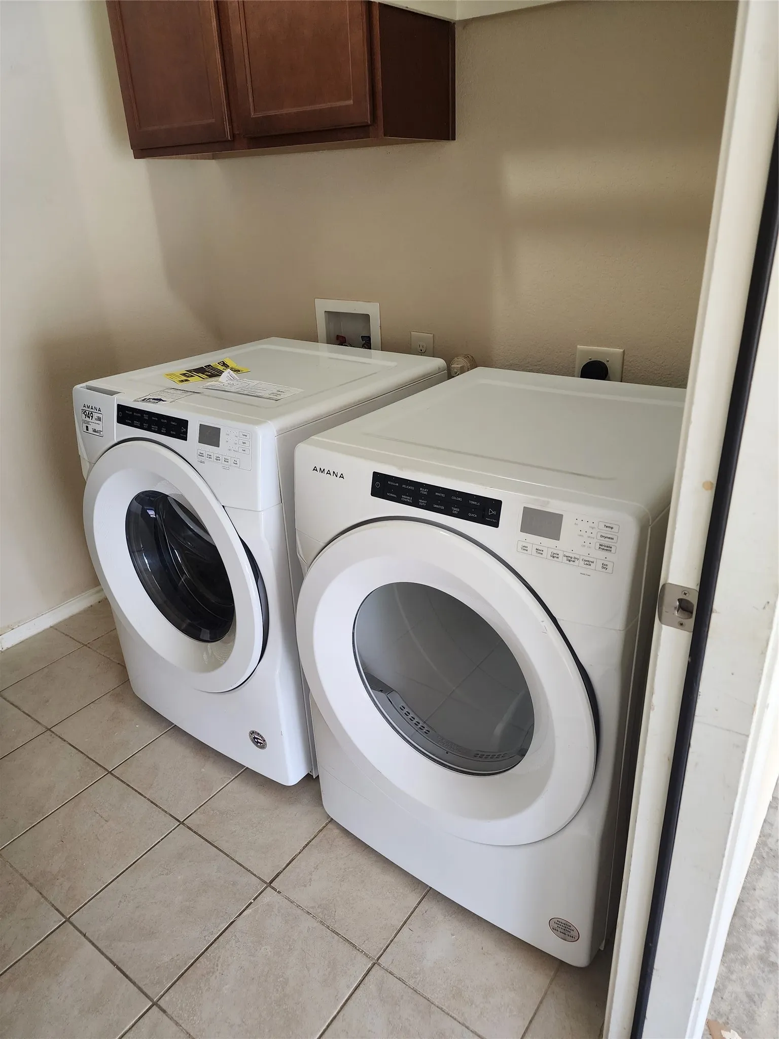 Single Family Residence For Rent in Collin County , 9908 Moccasin Creek Lane, Mc Kinney, Texas 75071, 3 Bedroom, 3 Bathroom, 2 Garage spaces, 2,190 Sqft, built in 2015, mls#21372151, Real Estate Agent in Mc Kinney, Homes For Rent in Collin county, Homes For Rent in Mc Kinney, Realtor in Mc Kinney Texas, Real Estate Brokerage Independent Realty Texas, Luminita Cordes Realtor