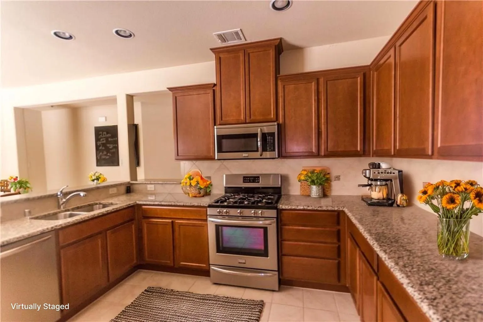 Single Family Residence For Rent in Collin County , 9908 Moccasin Creek Lane, Mc Kinney, Texas 75071, 3 Bedroom, 3 Bathroom, 2 Garage spaces, 2,190 Sqft, built in 2015, mls#21372151, Real Estate Agent in Mc Kinney, Homes For Rent in Collin county, Homes For Rent in Mc Kinney, Realtor in Mc Kinney Texas, Real Estate Brokerage Independent Realty Texas, Luminita Cordes Realtor