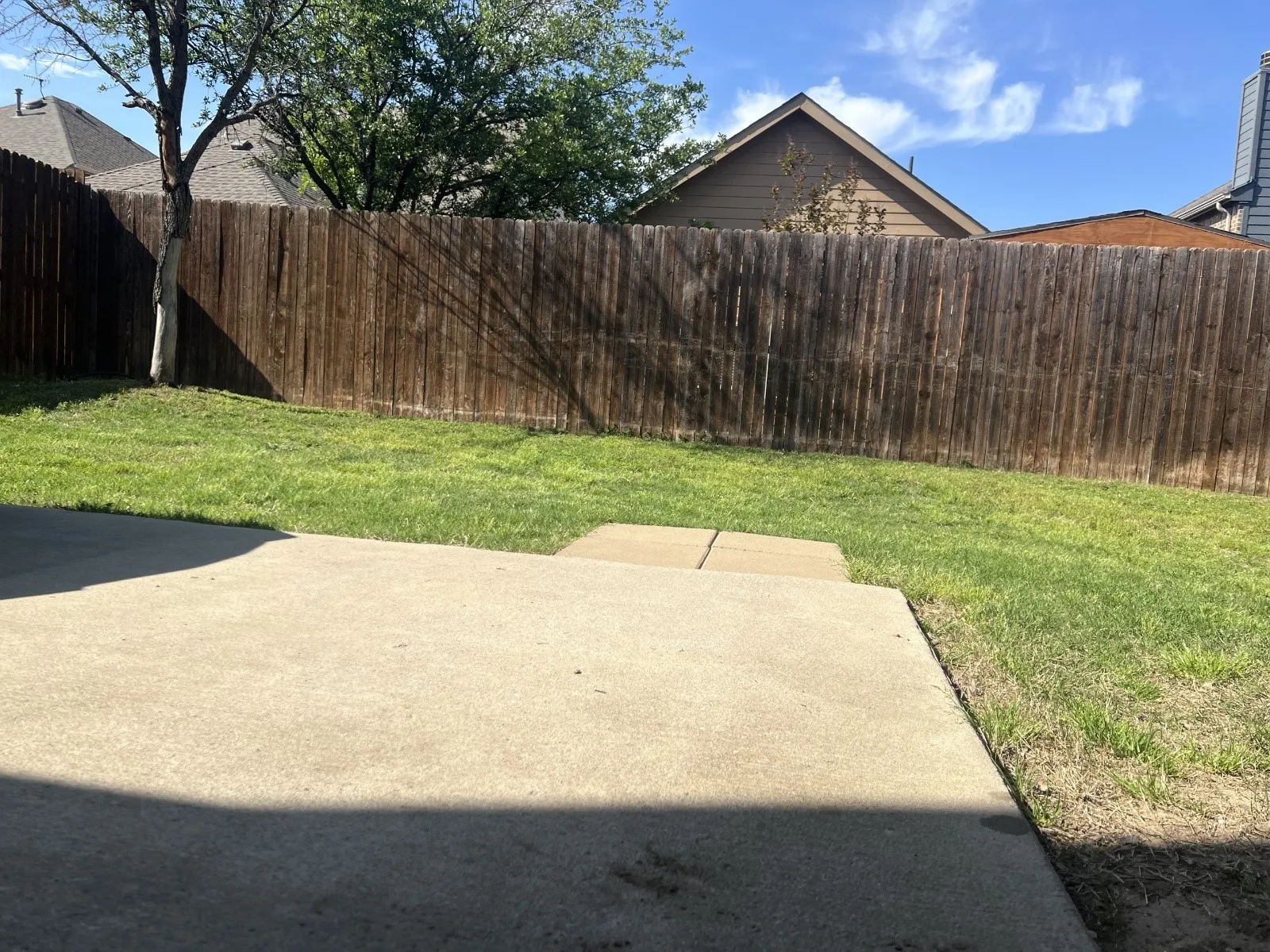 Single Family Residence For Rent in Collin County , 9908 Moccasin Creek Lane, Mc Kinney, Texas 75071, 3 Bedroom, 3 Bathroom, 2 Garage spaces, 2,190 Sqft, built in 2015, mls#21372151, Real Estate Agent in Mc Kinney, Homes For Rent in Collin county, Homes For Rent in Mc Kinney, Realtor in Mc Kinney Texas, Real Estate Brokerage Independent Realty Texas, Luminita Cordes Realtor