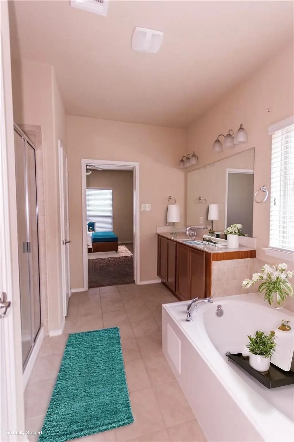 Single Family Residence For Rent in Collin County , 9908 Moccasin Creek Lane, Mc Kinney, Texas 75071, 3 Bedroom, 3 Bathroom, 2 Garage spaces, 2,190 Sqft, built in 2015, mls#21372151, Real Estate Agent in Mc Kinney, Homes For Rent in Collin county, Homes For Rent in Mc Kinney, Realtor in Mc Kinney Texas, Real Estate Brokerage Independent Realty Texas, Luminita Cordes Realtor