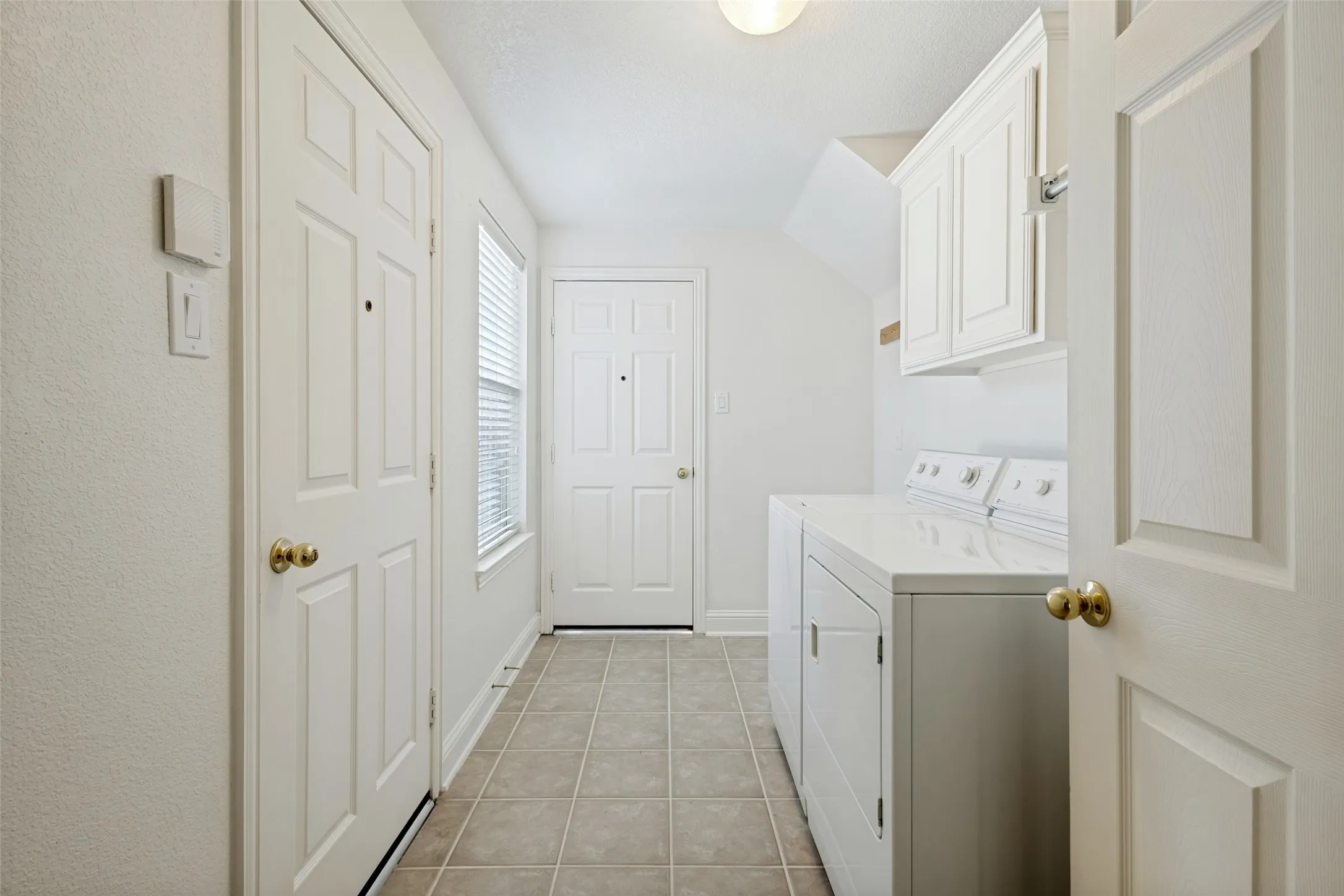 Single Family Residence For Sale in Collin County , 840 Clearlake Drive, Prosper, Texas 75078, 4 Bedroom, 3 Bathroom, 3 Garage spaces, 2,993 Sqft, built in 2003, mls#21381945, Real Estate Agent in Prosper, Homes For Sale in Collin county, Homes For Sale in Prosper, Realtor in Prosper Texas, Real Estate Brokerage Independent Realty Texas, Luminita Cordes Realtor