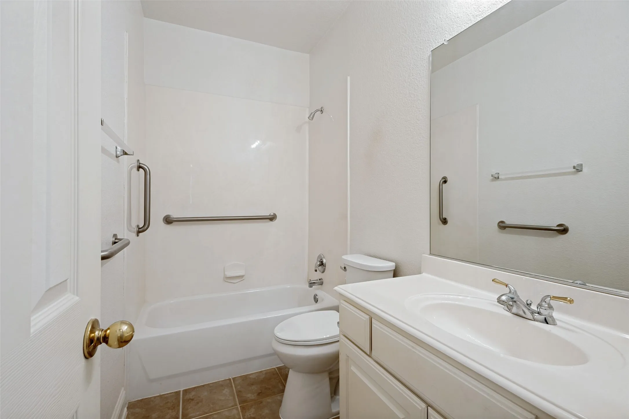 Single Family Residence For Sale in Collin County , 840 Clearlake Drive, Prosper, Texas 75078, 4 Bedroom, 3 Bathroom, 3 Garage spaces, 2,993 Sqft, built in 2003, mls#21381945, Real Estate Agent in Prosper, Homes For Sale in Collin county, Homes For Sale in Prosper, Realtor in Prosper Texas, Real Estate Brokerage Independent Realty Texas, Luminita Cordes Realtor