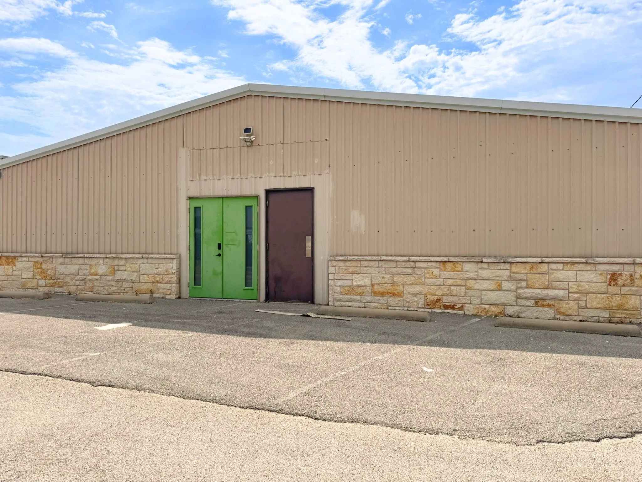 Business For Rent in Hood County , 1342 E US Highway 377, Granbury, Texas 76048, 0, 0, Garage spaces, 0 Sqft, built in 1979, mls#21364956, Real Estate Agent in Granbury, Homes For Rent in Hood county, Homes For Rent in Granbury, Realtor in Granbury Texas, Real Estate Brokerage Independent Realty Texas, Luminita Cordes Realtor