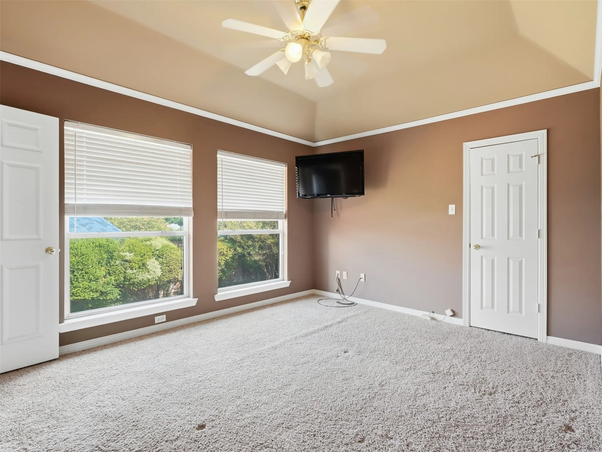 Single Family Residence For Sale in Dallas County , 1700 Dowling Drive, Irving, Texas 75038, 4 Bedroom, 4 Bathroom, 3 Garage spaces, 4,021 Sqft, built in 1991, mls#21381883, Real Estate Agent in Irving, Homes For Sale in Dallas county, Homes For Sale in Irving, Realtor in Irving Texas, Real Estate Brokerage Independent Realty Texas, Luminita Cordes Realtor