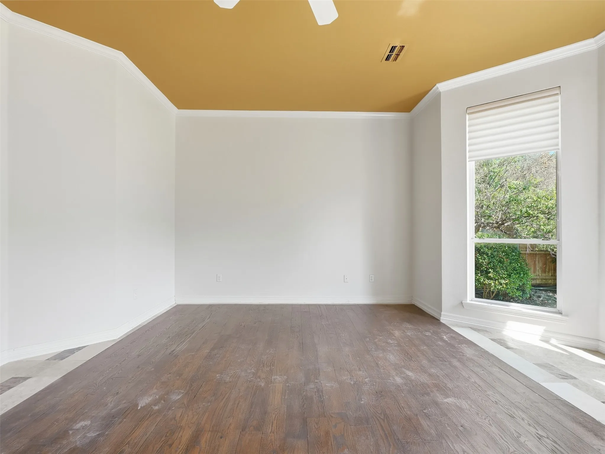 Single Family Residence For Sale in Dallas County , 1700 Dowling Drive, Irving, Texas 75038, 4 Bedroom, 4 Bathroom, 3 Garage spaces, 4,021 Sqft, built in 1991, mls#21381883, Real Estate Agent in Irving, Homes For Sale in Dallas county, Homes For Sale in Irving, Realtor in Irving Texas, Real Estate Brokerage Independent Realty Texas, Luminita Cordes Realtor