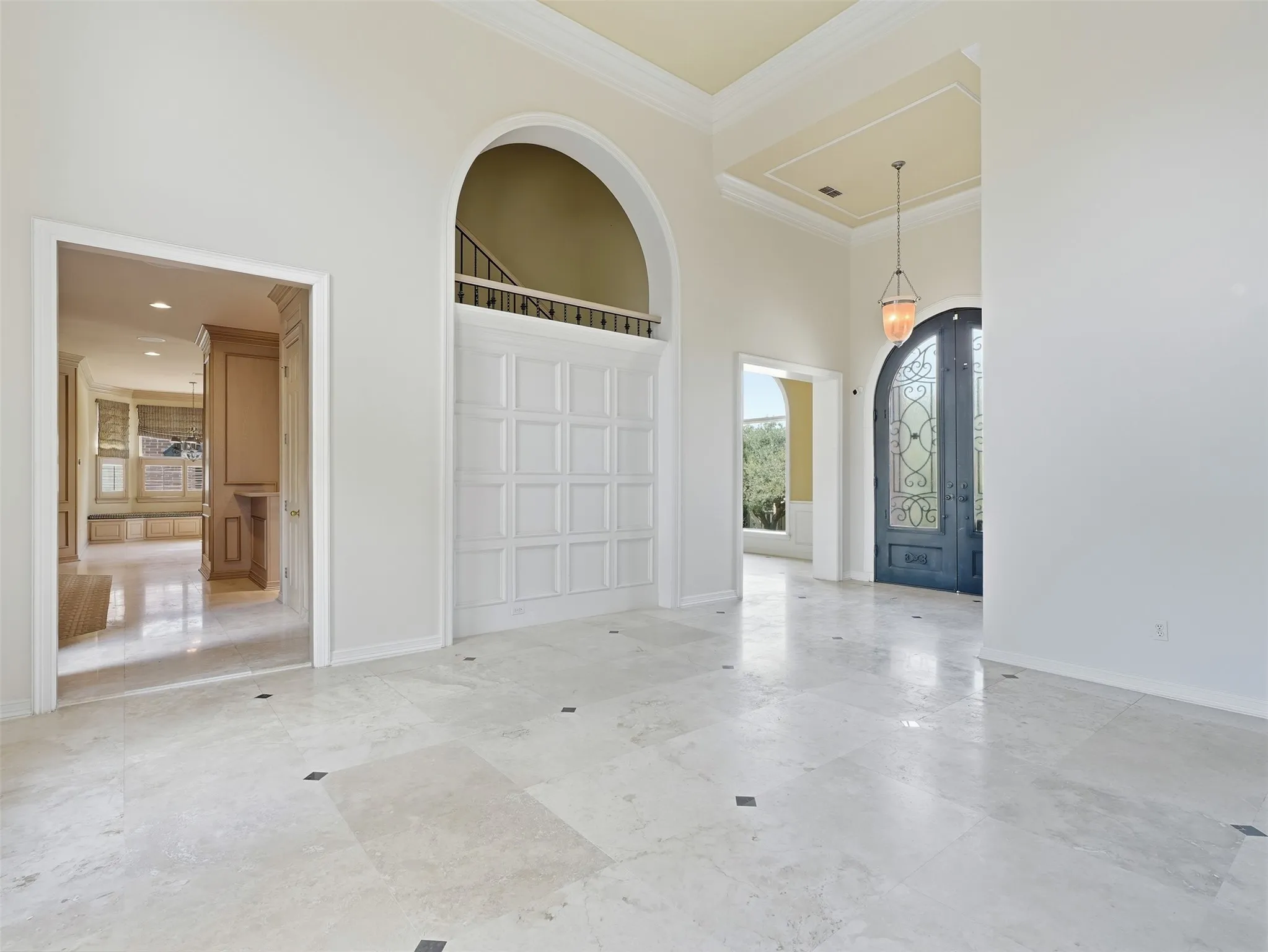 Single Family Residence For Sale in Dallas County , 1700 Dowling Drive, Irving, Texas 75038, 4 Bedroom, 4 Bathroom, 3 Garage spaces, 4,021 Sqft, built in 1991, mls#21381883, Real Estate Agent in Irving, Homes For Sale in Dallas county, Homes For Sale in Irving, Realtor in Irving Texas, Real Estate Brokerage Independent Realty Texas, Luminita Cordes Realtor