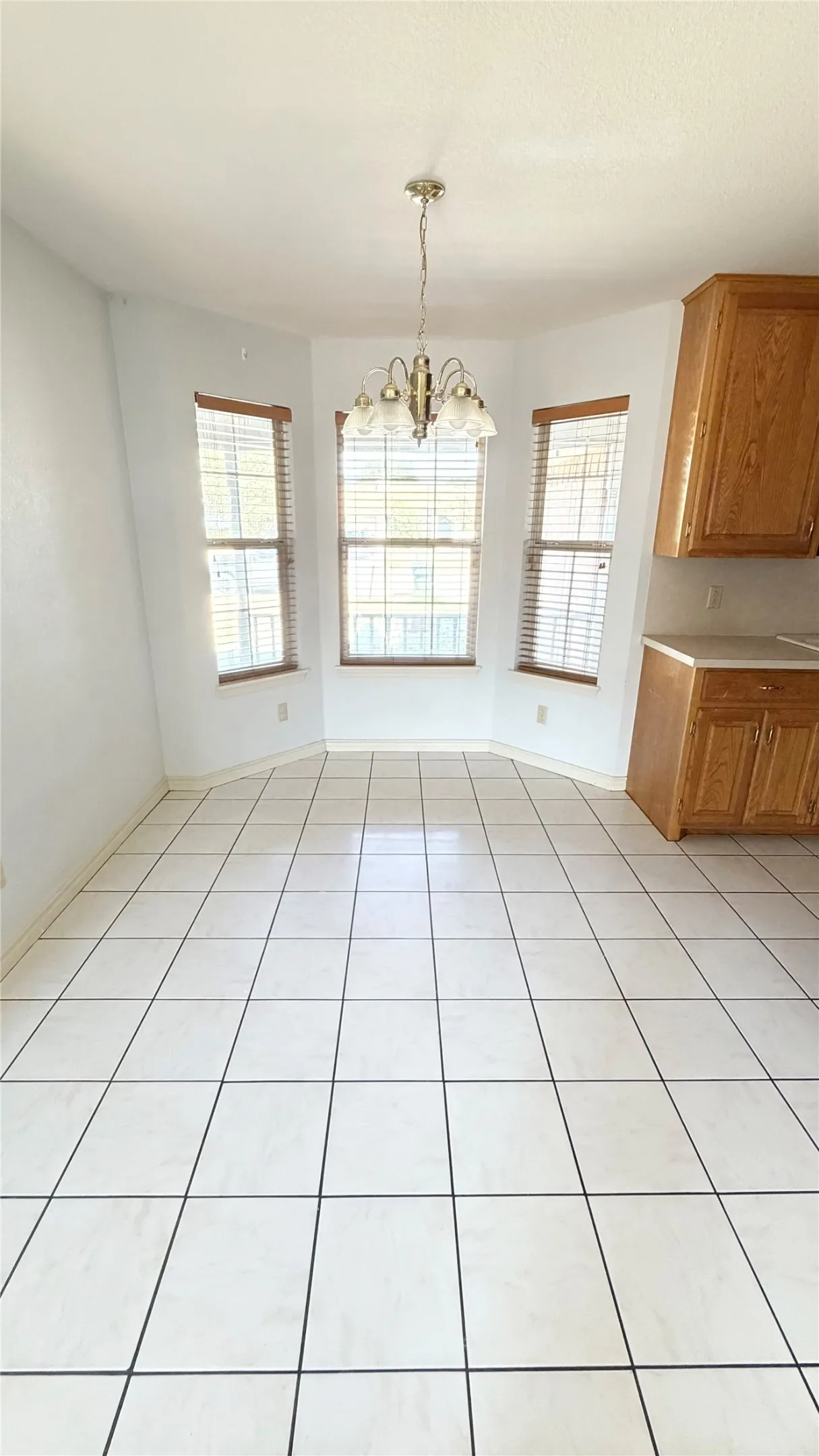 Single Family Residence For Rent in Taylor County , 3934 Purdue Lane, Abilene, Texas 79602, 3 Bedroom, 2 Bathroom, 2 Garage spaces, 1,295 Sqft, built in 1997, mls#21382028, Real Estate Agent in Abilene, Homes For Rent in Taylor county, Homes For Rent in Abilene, Realtor in Abilene Texas, Real Estate Brokerage Independent Realty Texas, Luminita Cordes Realtor