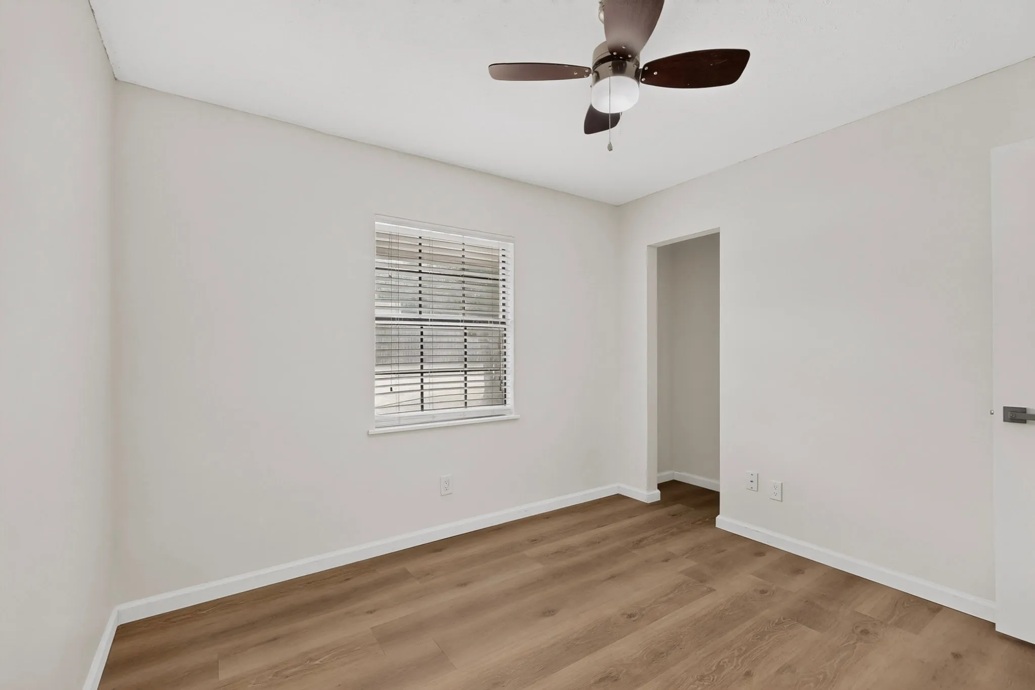 Single Family Residence For Rent in Collin County , 7904 Kodak Drive, Plano, Texas 75025, 3 Bedroom, 2 Bathroom, 2 Garage spaces, 1,514 Sqft, built in 1982, mls#21381074, Real Estate Agent in Plano, Homes For Rent in Collin county, Homes For Rent in Plano, Realtor in Plano Texas, Real Estate Brokerage Independent Realty Texas, Luminita Cordes Realtor