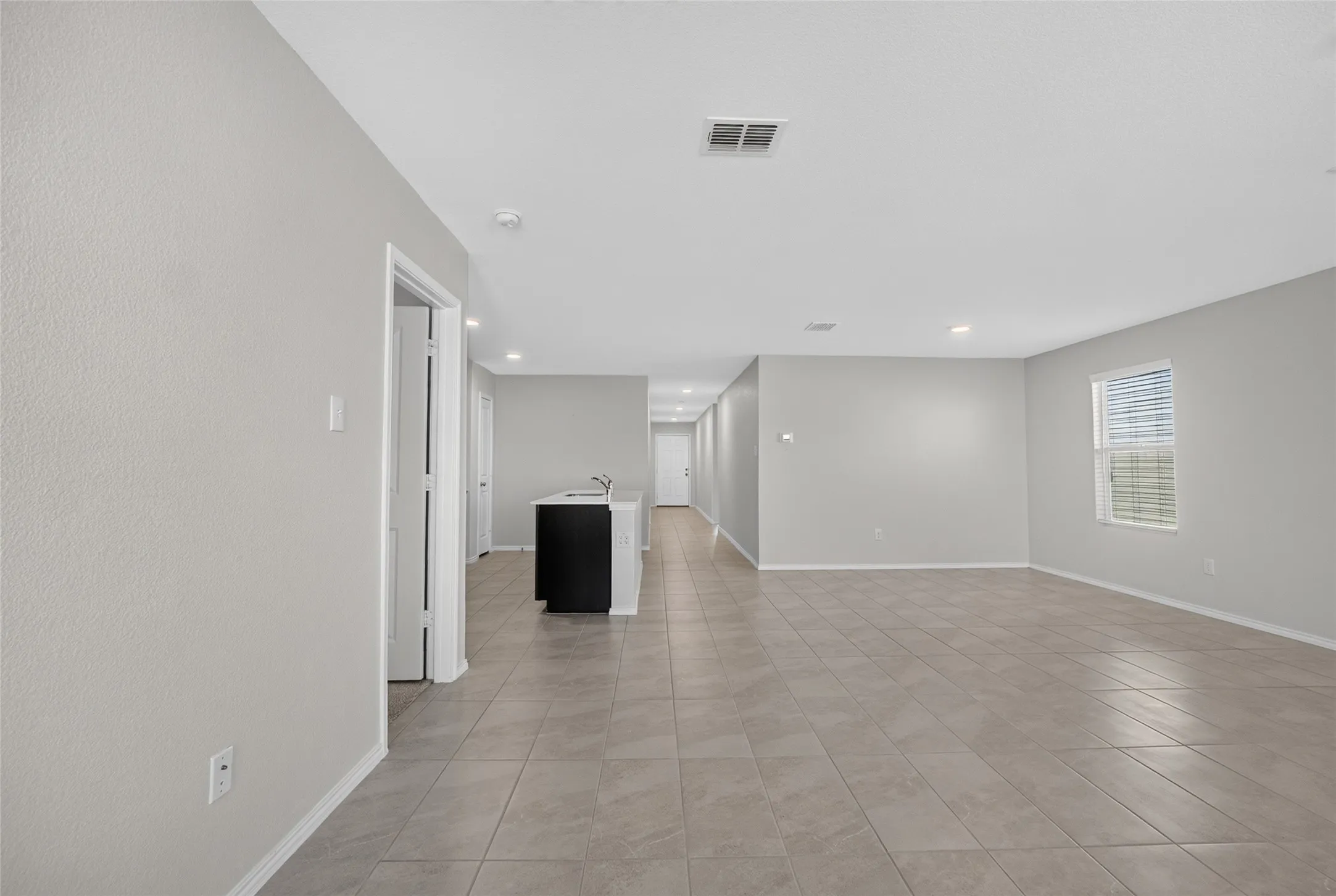 Single Family Residence For Sale in Tarrant County , 2728 Starwater Drive, Fort Worth, Texas 76179, 4 Bedroom, 2 Bathroom, 2 Garage spaces, 1,649 Sqft, built in 2022, mls#21382031, Real Estate Agent in Fort Worth, Homes For Sale in Tarrant county, Homes For Sale in Fort Worth, Realtor in Fort Worth Texas, Real Estate Brokerage Independent Realty Texas, Luminita Cordes Realtor