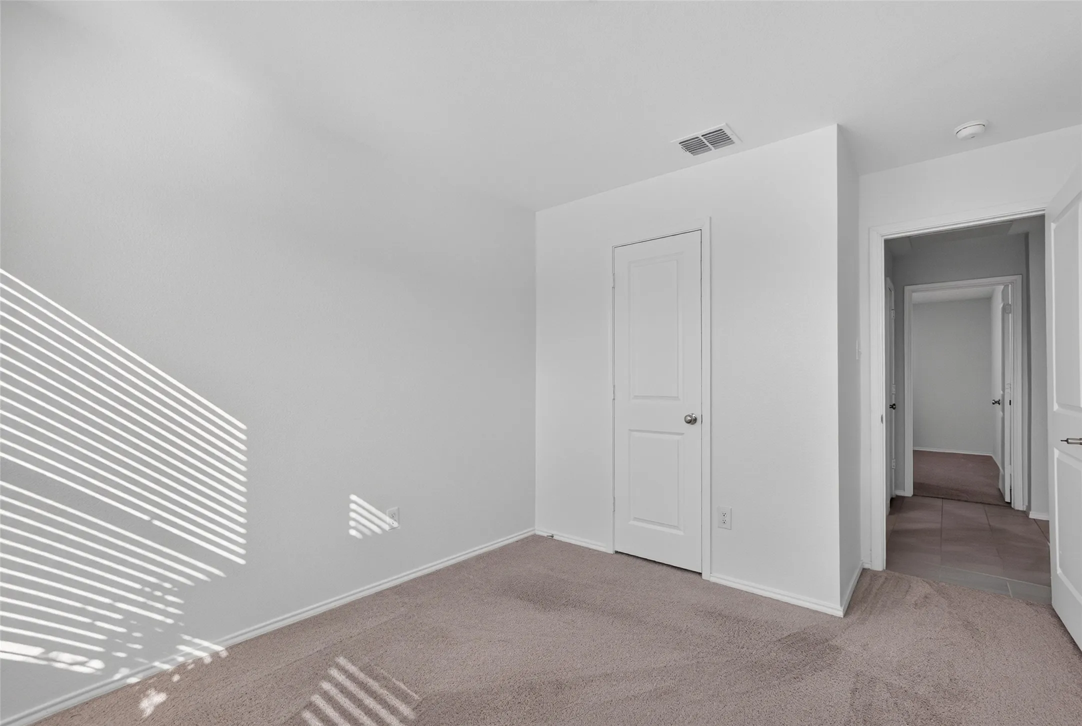 Single Family Residence For Sale in Tarrant County , 2728 Starwater Drive, Fort Worth, Texas 76179, 4 Bedroom, 2 Bathroom, 2 Garage spaces, 1,649 Sqft, built in 2022, mls#21382031, Real Estate Agent in Fort Worth, Homes For Sale in Tarrant county, Homes For Sale in Fort Worth, Realtor in Fort Worth Texas, Real Estate Brokerage Independent Realty Texas, Luminita Cordes Realtor
