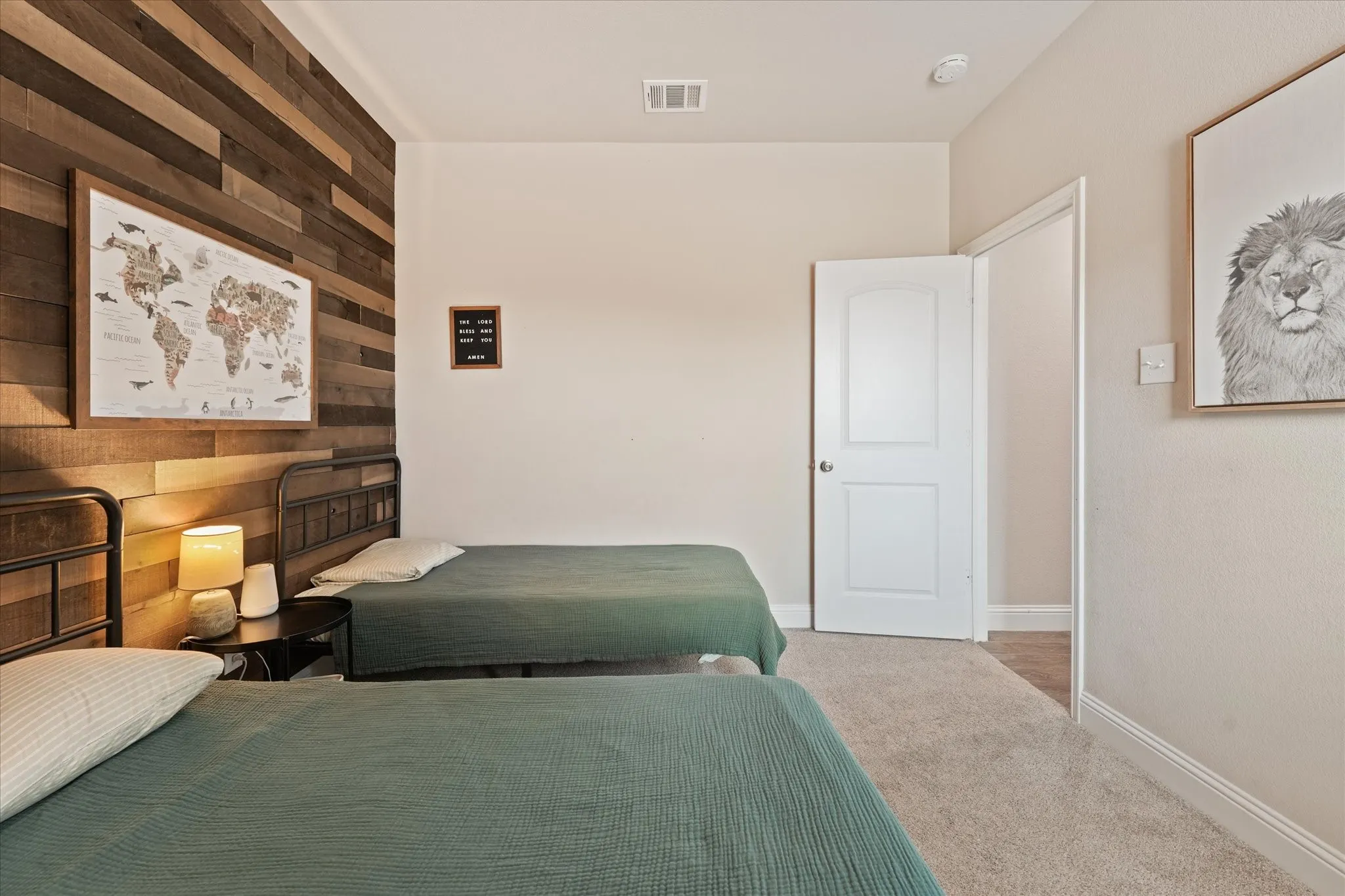 Single Family Residence For Sale in Denton County , 3501 Meadowtrail Lane, Denton, Texas 76207, 3 Bedroom, 3 Bathroom, 2 Garage spaces, 2,224 Sqft, built in 2017, mls#21381541, Real Estate Agent in Denton, Homes For Sale in Denton county, Homes For Sale in Denton, Realtor in Denton Texas, Real Estate Brokerage Independent Realty Texas, Luminita Cordes Realtor