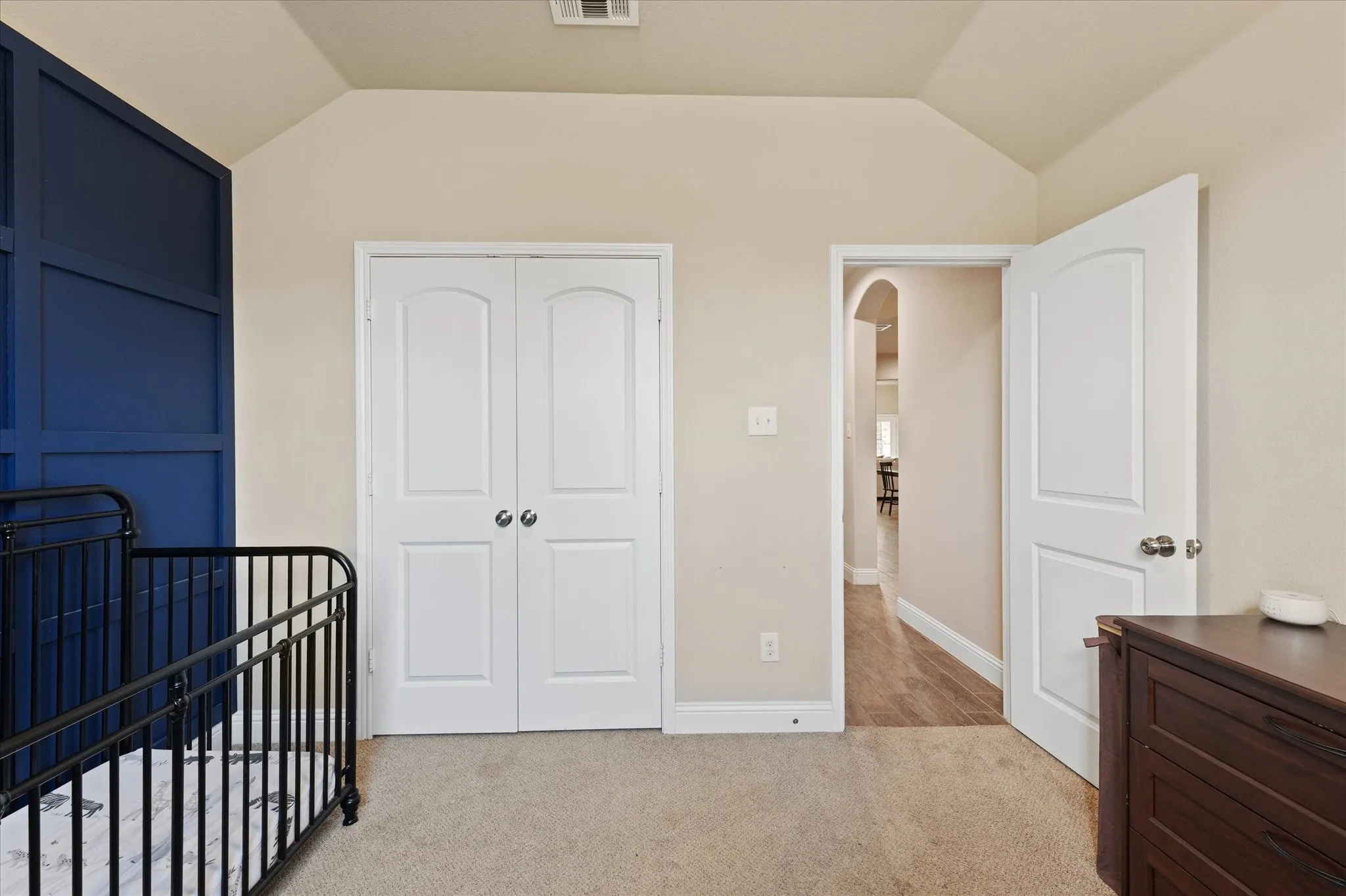 Single Family Residence For Sale in Denton County , 3501 Meadowtrail Lane, Denton, Texas 76207, 3 Bedroom, 3 Bathroom, 2 Garage spaces, 2,224 Sqft, built in 2017, mls#21381541, Real Estate Agent in Denton, Homes For Sale in Denton county, Homes For Sale in Denton, Realtor in Denton Texas, Real Estate Brokerage Independent Realty Texas, Luminita Cordes Realtor