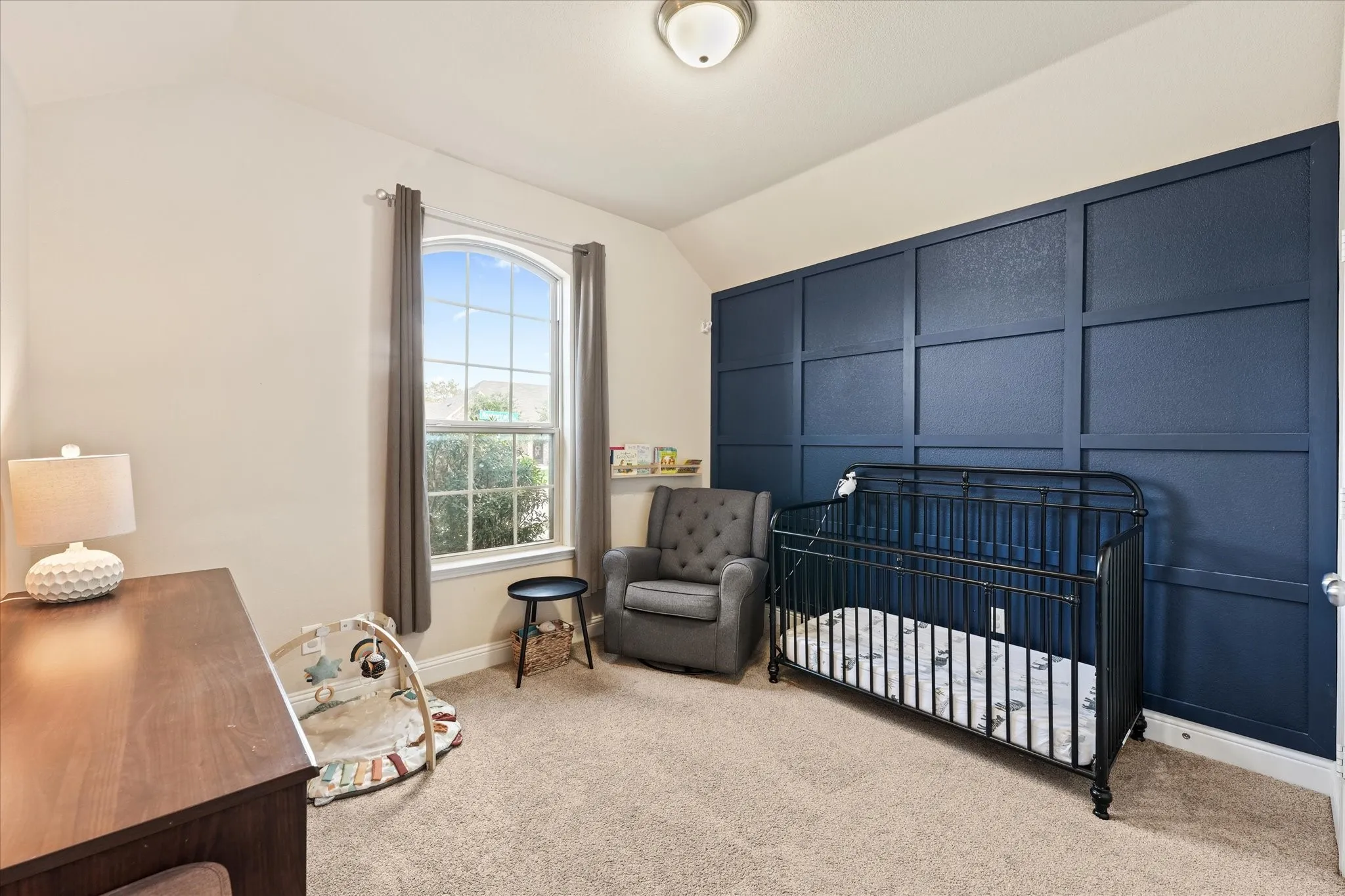 Single Family Residence For Sale in Denton County , 3501 Meadowtrail Lane, Denton, Texas 76207, 3 Bedroom, 3 Bathroom, 2 Garage spaces, 2,224 Sqft, built in 2017, mls#21381541, Real Estate Agent in Denton, Homes For Sale in Denton county, Homes For Sale in Denton, Realtor in Denton Texas, Real Estate Brokerage Independent Realty Texas, Luminita Cordes Realtor