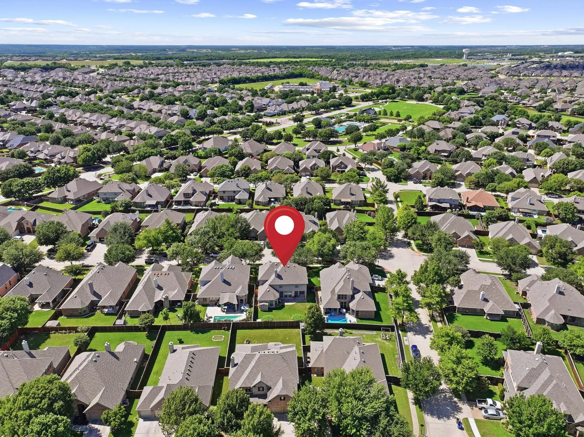 Single Family Residence For Sale in Collin County , 2816 Madison Drive, Melissa, Texas 75454, 4 Bedroom, 4 Bathroom, 2 Garage spaces, 3,627 Sqft, built in 2006, mls#21380549, Real Estate Agent in Melissa, Homes For Sale in Collin county, Homes For Sale in Melissa, Realtor in Melissa Texas, Real Estate Brokerage Independent Realty Texas, Luminita Cordes Realtor