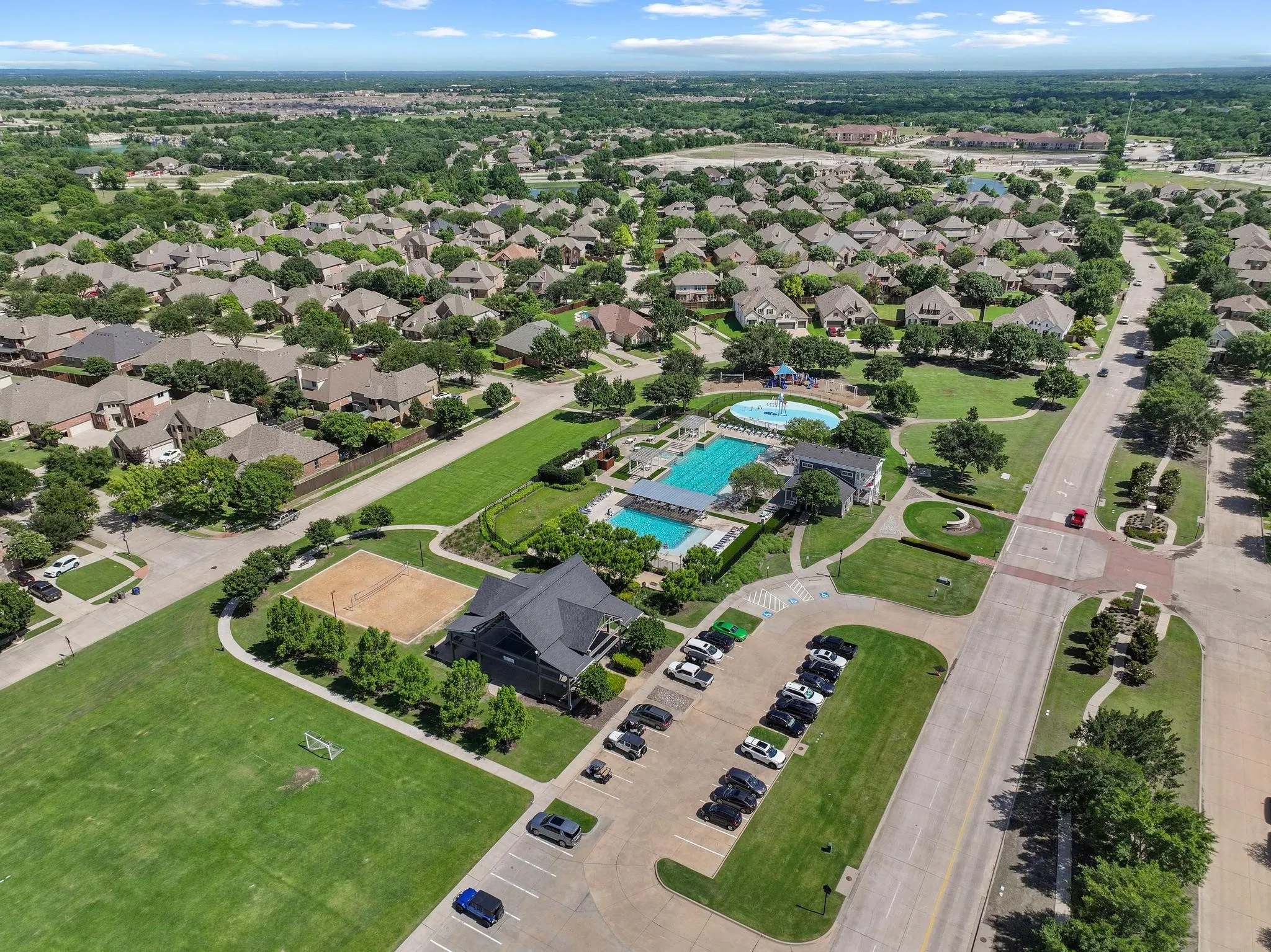 Single Family Residence For Sale in Collin County , 2816 Madison Drive, Melissa, Texas 75454, 4 Bedroom, 4 Bathroom, 2 Garage spaces, 3,627 Sqft, built in 2006, mls#21380549, Real Estate Agent in Melissa, Homes For Sale in Collin county, Homes For Sale in Melissa, Realtor in Melissa Texas, Real Estate Brokerage Independent Realty Texas, Luminita Cordes Realtor