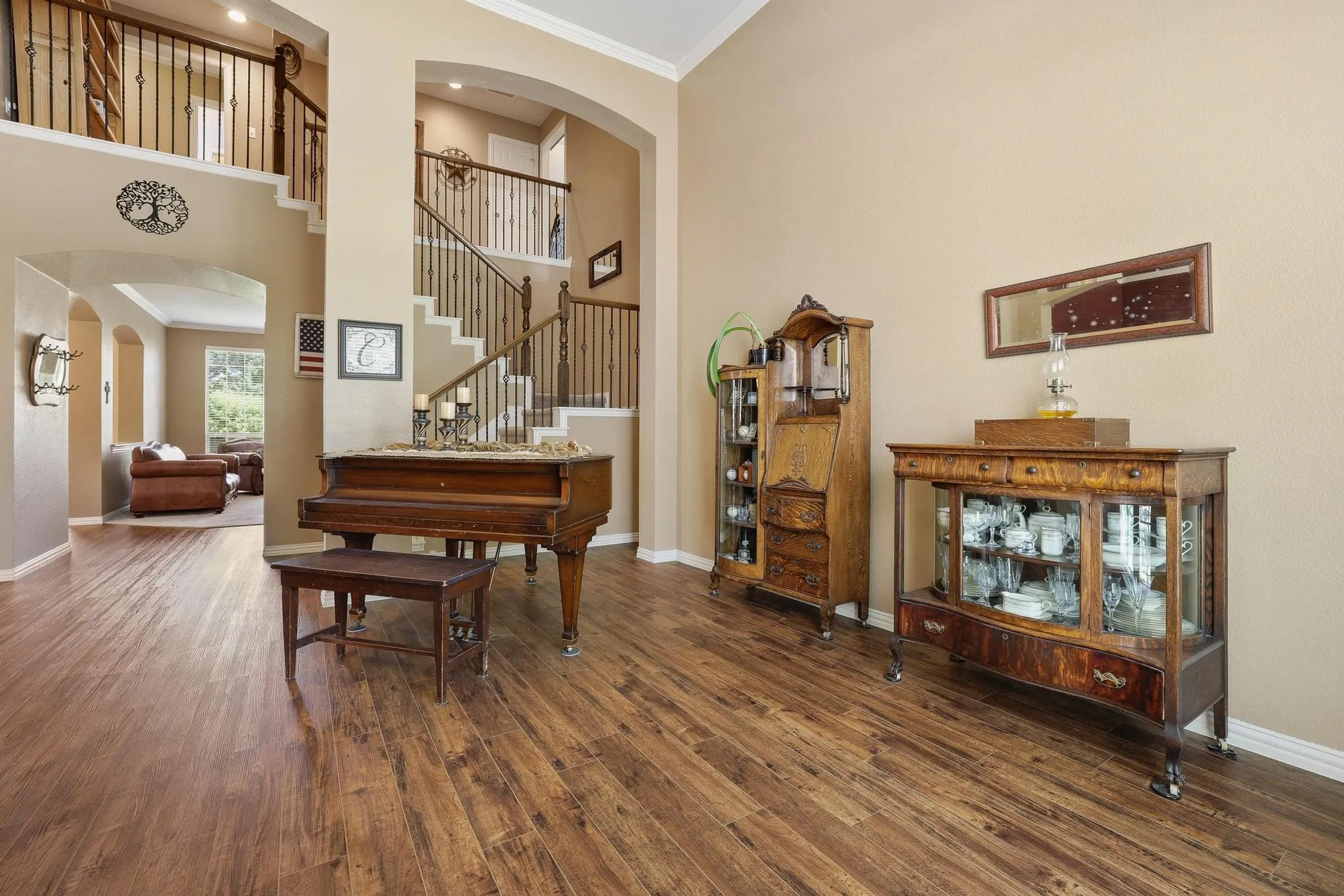 Single Family Residence For Sale in Collin County , 2816 Madison Drive, Melissa, Texas 75454, 4 Bedroom, 4 Bathroom, 2 Garage spaces, 3,627 Sqft, built in 2006, mls#21380549, Real Estate Agent in Melissa, Homes For Sale in Collin county, Homes For Sale in Melissa, Realtor in Melissa Texas, Real Estate Brokerage Independent Realty Texas, Luminita Cordes Realtor
