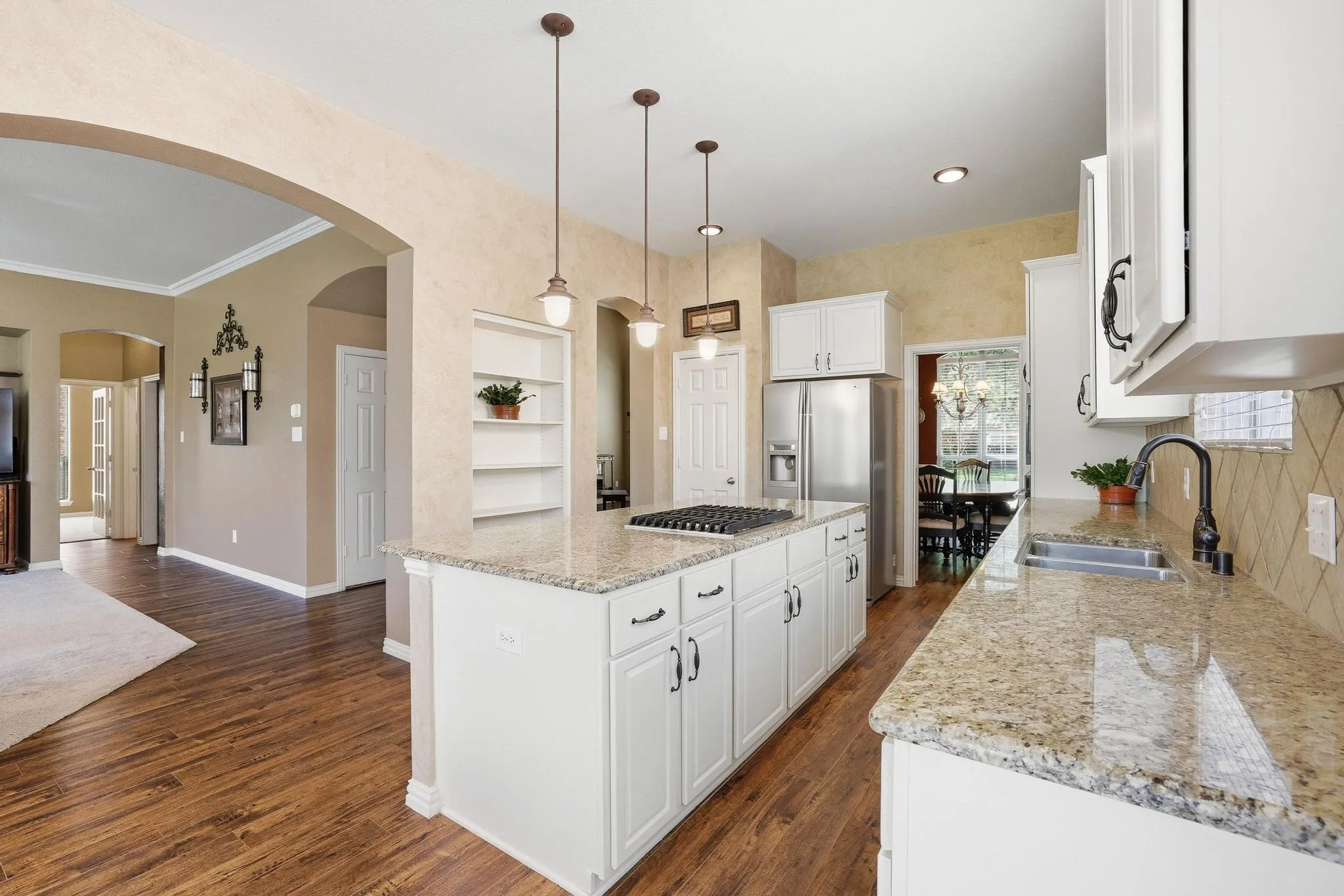 Single Family Residence For Sale in Collin County , 2816 Madison Drive, Melissa, Texas 75454, 4 Bedroom, 4 Bathroom, 2 Garage spaces, 3,627 Sqft, built in 2006, mls#21380549, Real Estate Agent in Melissa, Homes For Sale in Collin county, Homes For Sale in Melissa, Realtor in Melissa Texas, Real Estate Brokerage Independent Realty Texas, Luminita Cordes Realtor
