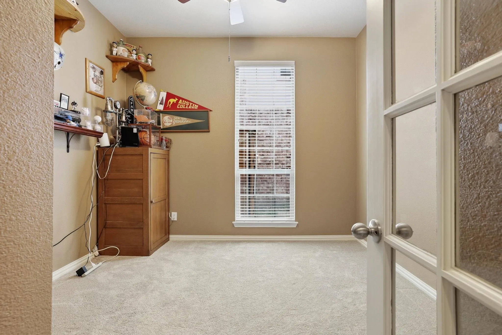 Downstairs dedicated office for privacy at work, or managing your home.