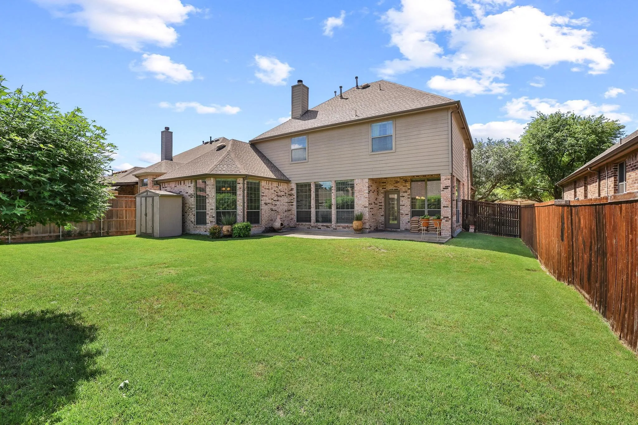 Single Family Residence For Sale in Collin County , 2816 Madison Drive, Melissa, Texas 75454, 4 Bedroom, 4 Bathroom, 2 Garage spaces, 3,627 Sqft, built in 2006, mls#21380549, Real Estate Agent in Melissa, Homes For Sale in Collin county, Homes For Sale in Melissa, Realtor in Melissa Texas, Real Estate Brokerage Independent Realty Texas, Luminita Cordes Realtor