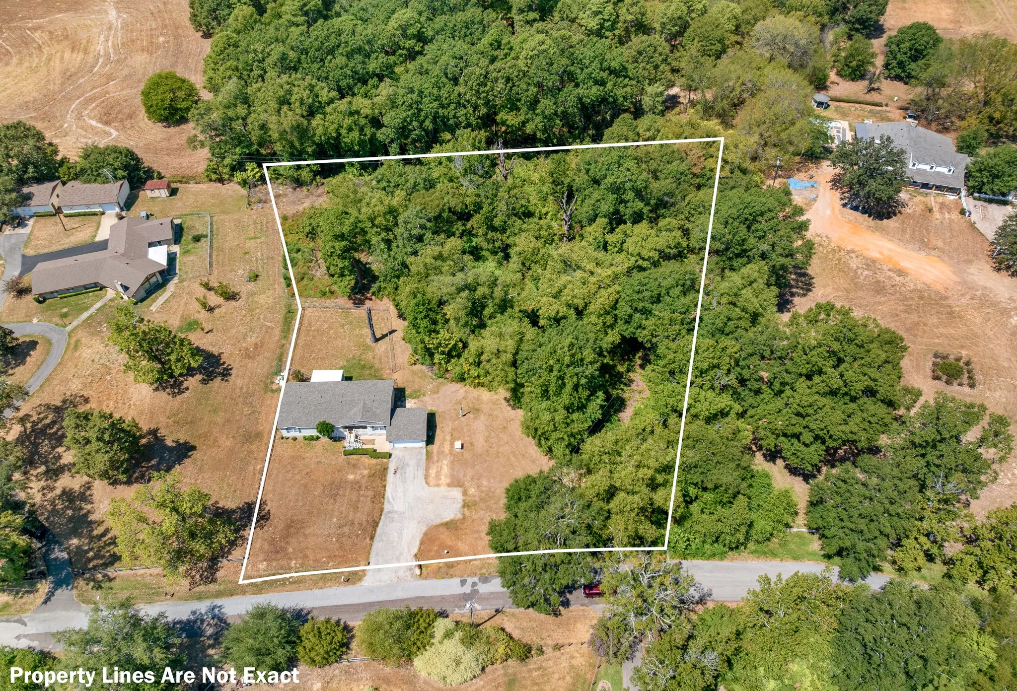 Mobile Home For Sale in Smith County , 16202 County Road 165, Tyler, Texas 75703, 3 Bedroom, 2 Bathroom, 2 Garage spaces, 1,680 Sqft, built in 2003, mls#21382034, Real Estate Agent in Tyler, Homes For Sale in Smith county, Homes For Sale in Tyler, Realtor in Tyler Texas, Real Estate Brokerage Independent Realty Texas, Luminita Cordes Realtor