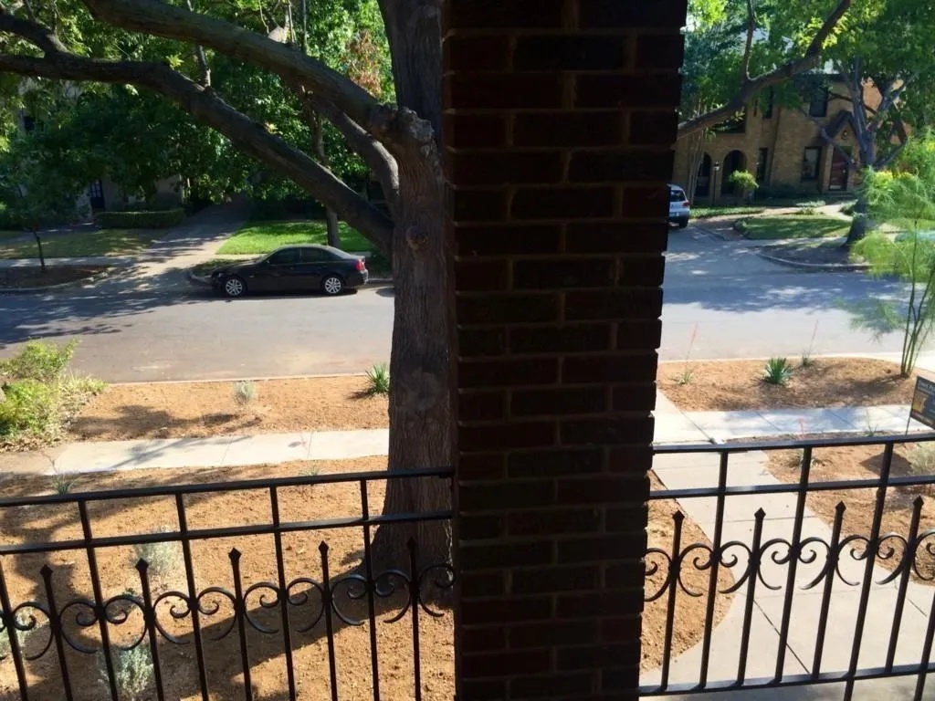 Duplex For Rent in Dallas County , 3929 Hawthorne Avenue, Dallas, Texas 75219, 2 Bedroom, 1 Bathroom, Garage spaces, 1,325 Sqft, built in 1930, mls#21381449, Real Estate Agent in Dallas, Homes For Rent in Dallas county, Homes For Rent in Dallas, Realtor in Dallas Texas, Real Estate Brokerage Independent Realty Texas, Luminita Cordes Realtor