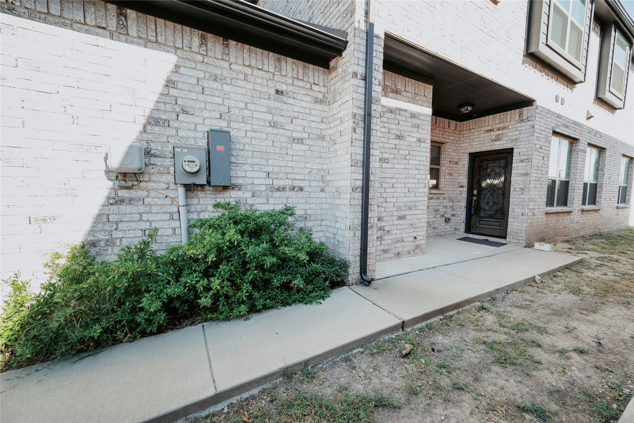 Townhouse For Rent in Collin County , 825 Eaglescliffe Landing, Wylie, Texas 75098, 3 Bedroom, 2 Bathroom, 2 Garage spaces, 1,789 Sqft, built in 2021, mls#21382057, Real Estate Agent in Wylie, Homes For Rent in Collin county, Homes For Rent in Wylie, Realtor in Wylie Texas, Real Estate Brokerage Independent Realty Texas, Luminita Cordes Realtor