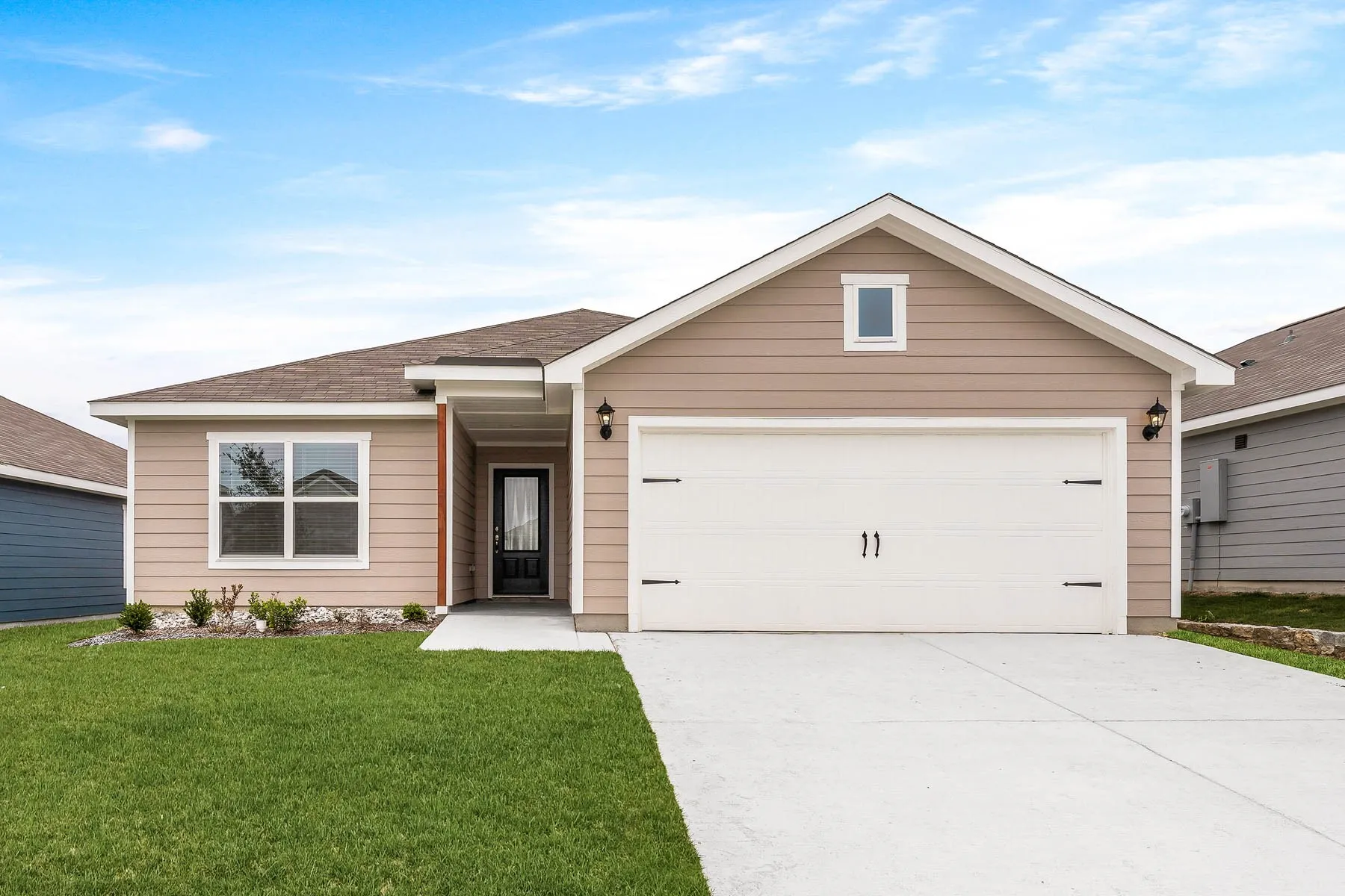 Single Family Residence For Rent in Tarrant County , 9929 Fighting Falcon Way, Fort Worth, Texas 76131, 3 Bedroom, 2 Bathroom, 2 Garage spaces, 1,175 Sqft, built in 2024, mls#21382067, Real Estate Agent in Fort Worth, Homes For Rent in Tarrant county, Homes For Rent in Fort Worth, Realtor in Fort Worth Texas, Real Estate Brokerage Independent Realty Texas, Luminita Cordes Realtor