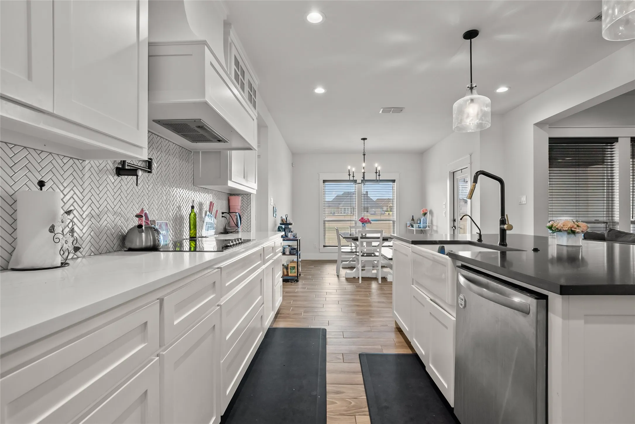Single Family Residence For Sale in Parker County , 134 Buddy Court, Millsap, Texas 76066, 4 Bedroom, 3 Bathroom, 3 Garage spaces, 2,450 Sqft, built in 2021, mls#21379408, Real Estate Agent in Millsap, Homes For Sale in Parker county, Homes For Sale in Millsap, Realtor in Millsap Texas, Real Estate Brokerage Independent Realty Texas, Luminita Cordes Realtor