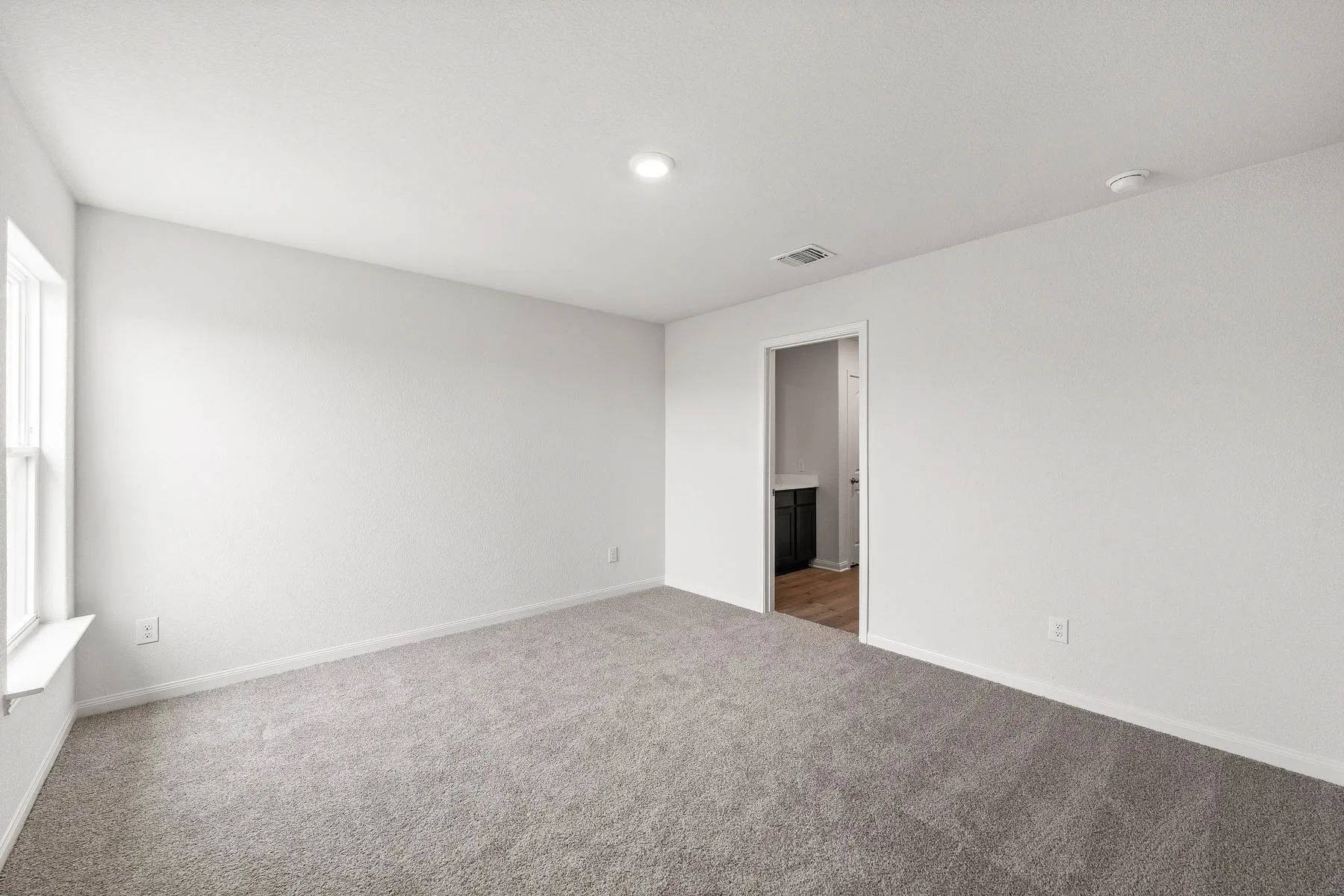 Single Family Residence For Sale in Tarrant County , 9929 Fighting Falcon Way, Fort Worth, Texas 76131, 3 Bedroom, 2 Bathroom, 2 Garage spaces, 1,175 Sqft, built in 2024, mls#21382072, Real Estate Agent in Fort Worth, Homes For Sale in Tarrant county, Homes For Sale in Fort Worth, Realtor in Fort Worth Texas, Real Estate Brokerage Independent Realty Texas, Luminita Cordes Realtor