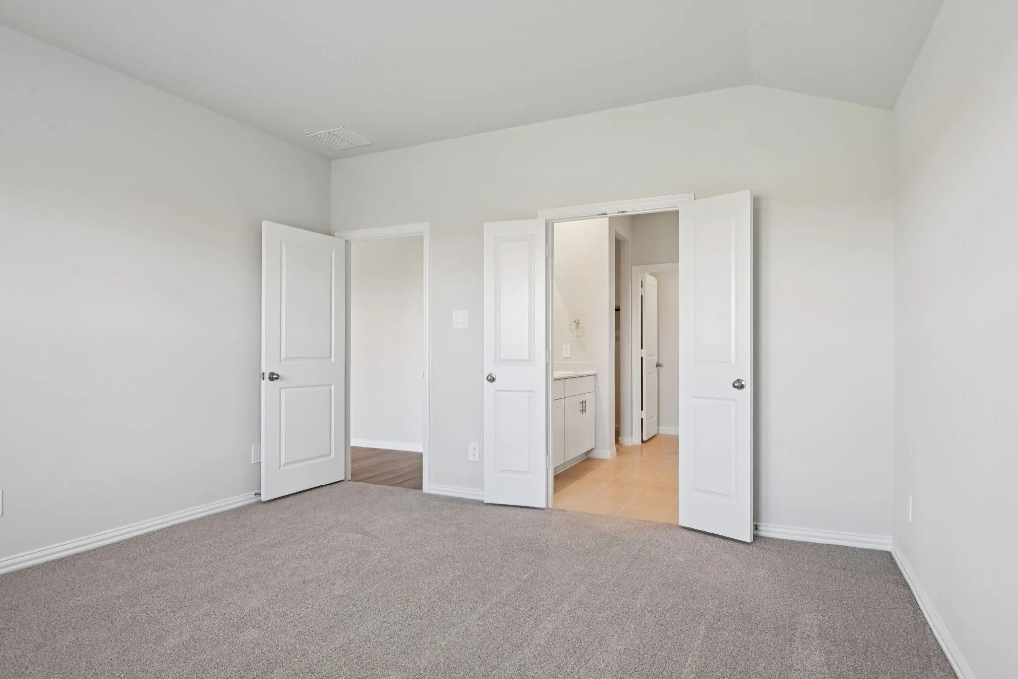 Photo is not of the actual home, but is an inspirational photo of builder’s model home and may depict options, furnishings, and/or decorator features that are not included.