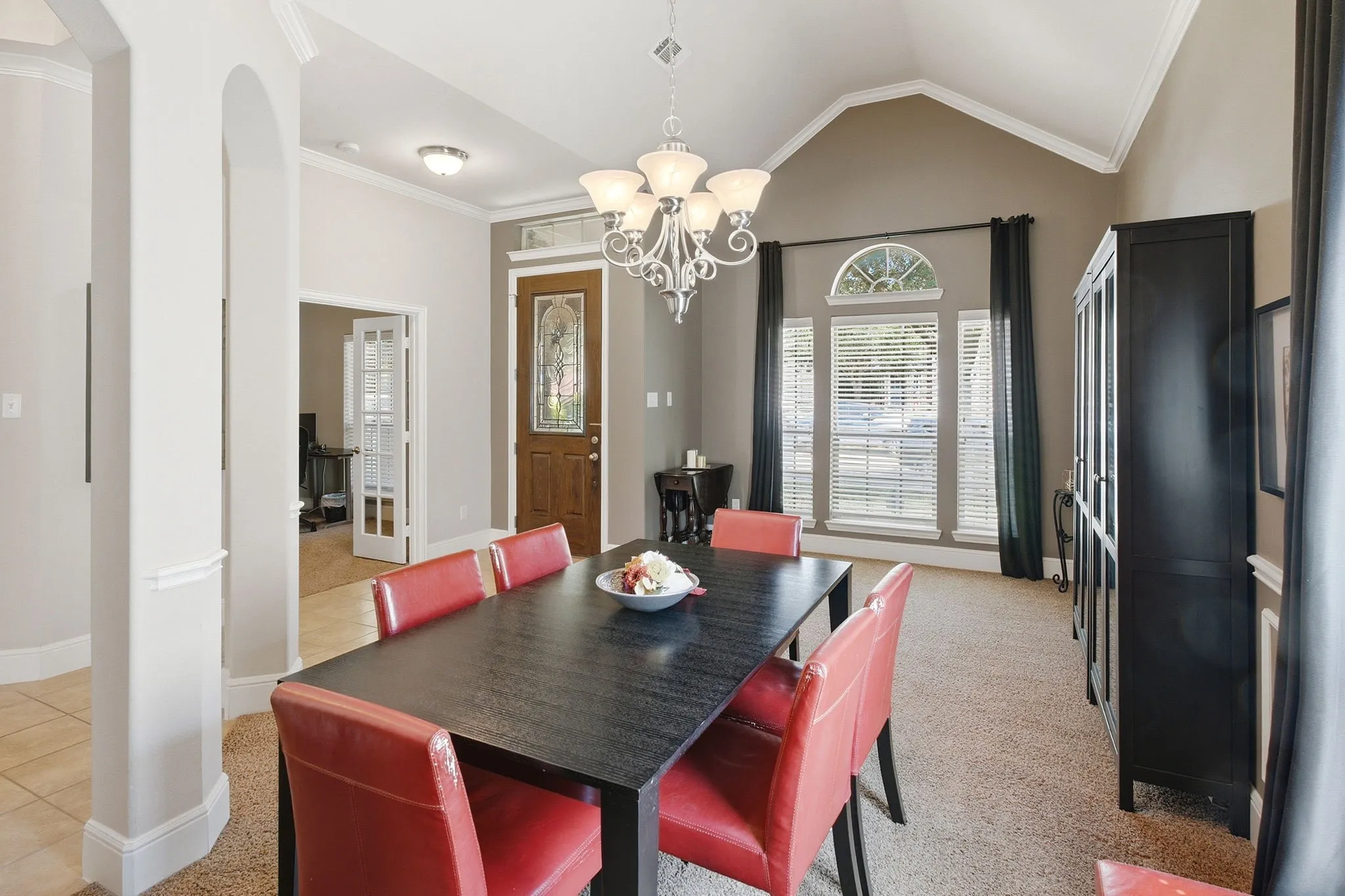 Single Family Residence For Sale in Collin County , 13407 Chittamwood Lane, Frisco, Texas 75035, 4 Bedroom, 4 Bathroom, 2 Garage spaces, 2,982 Sqft, built in 2010, mls#21382077, Real Estate Agent in Frisco, Homes For Sale in Collin county, Homes For Sale in Frisco, Realtor in Frisco Texas, Real Estate Brokerage Independent Realty Texas, Luminita Cordes Realtor