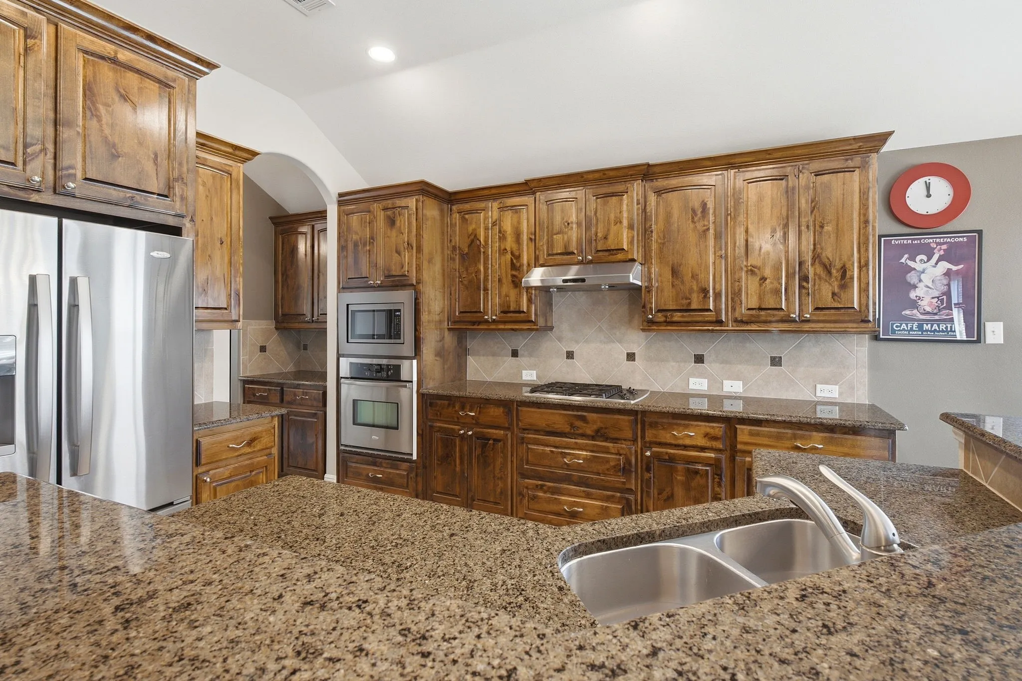 Single Family Residence For Sale in Collin County , 13407 Chittamwood Lane, Frisco, Texas 75035, 4 Bedroom, 4 Bathroom, 2 Garage spaces, 2,982 Sqft, built in 2010, mls#21382077, Real Estate Agent in Frisco, Homes For Sale in Collin county, Homes For Sale in Frisco, Realtor in Frisco Texas, Real Estate Brokerage Independent Realty Texas, Luminita Cordes Realtor